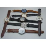 Seven gentleman's fashion wristwatches