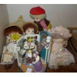 Six musical dolls and a barber shop light up display **PLEASE NOTE THIS LOT IS NOT ELIGIBLE FOR