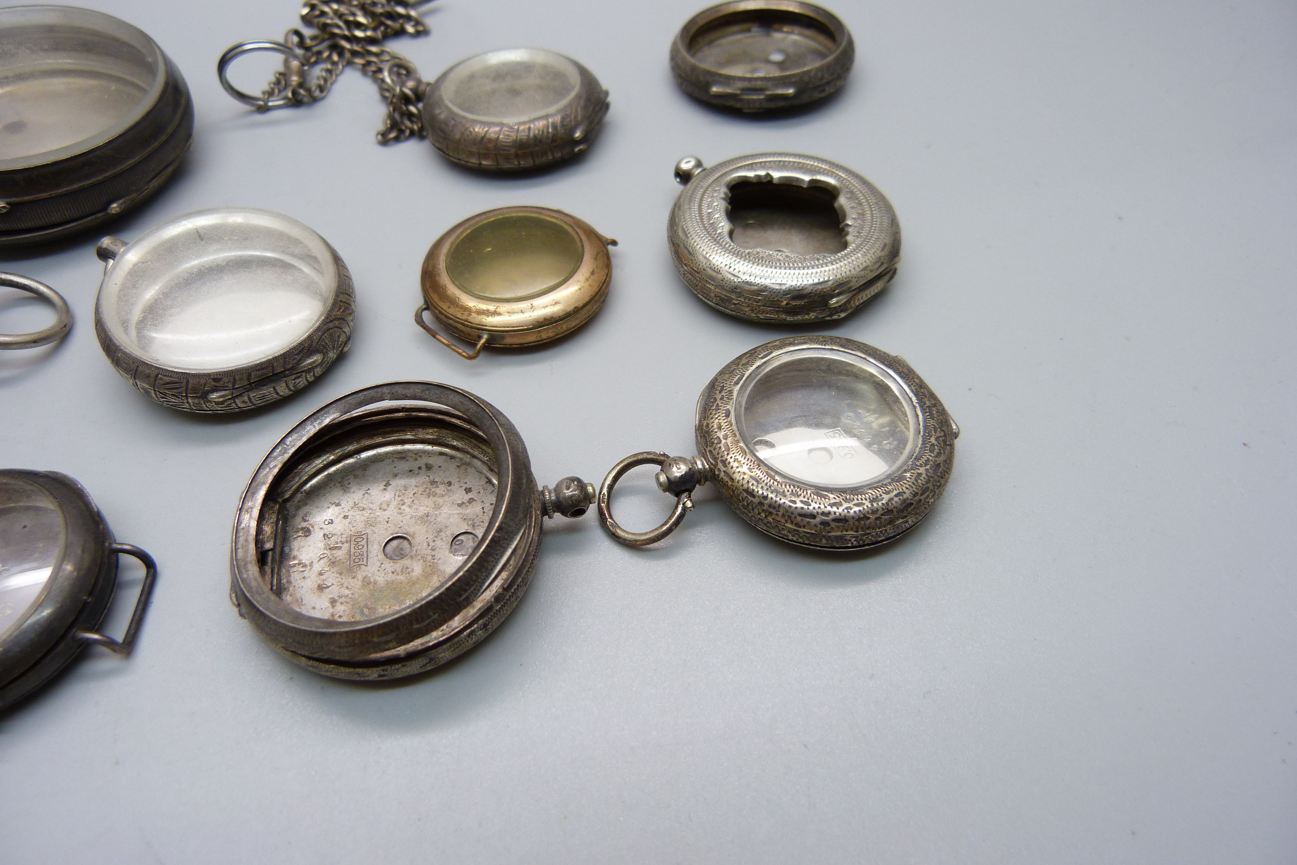 Pocket and fob watch cases, mainly silver and two trench watch cases - Image 2 of 5