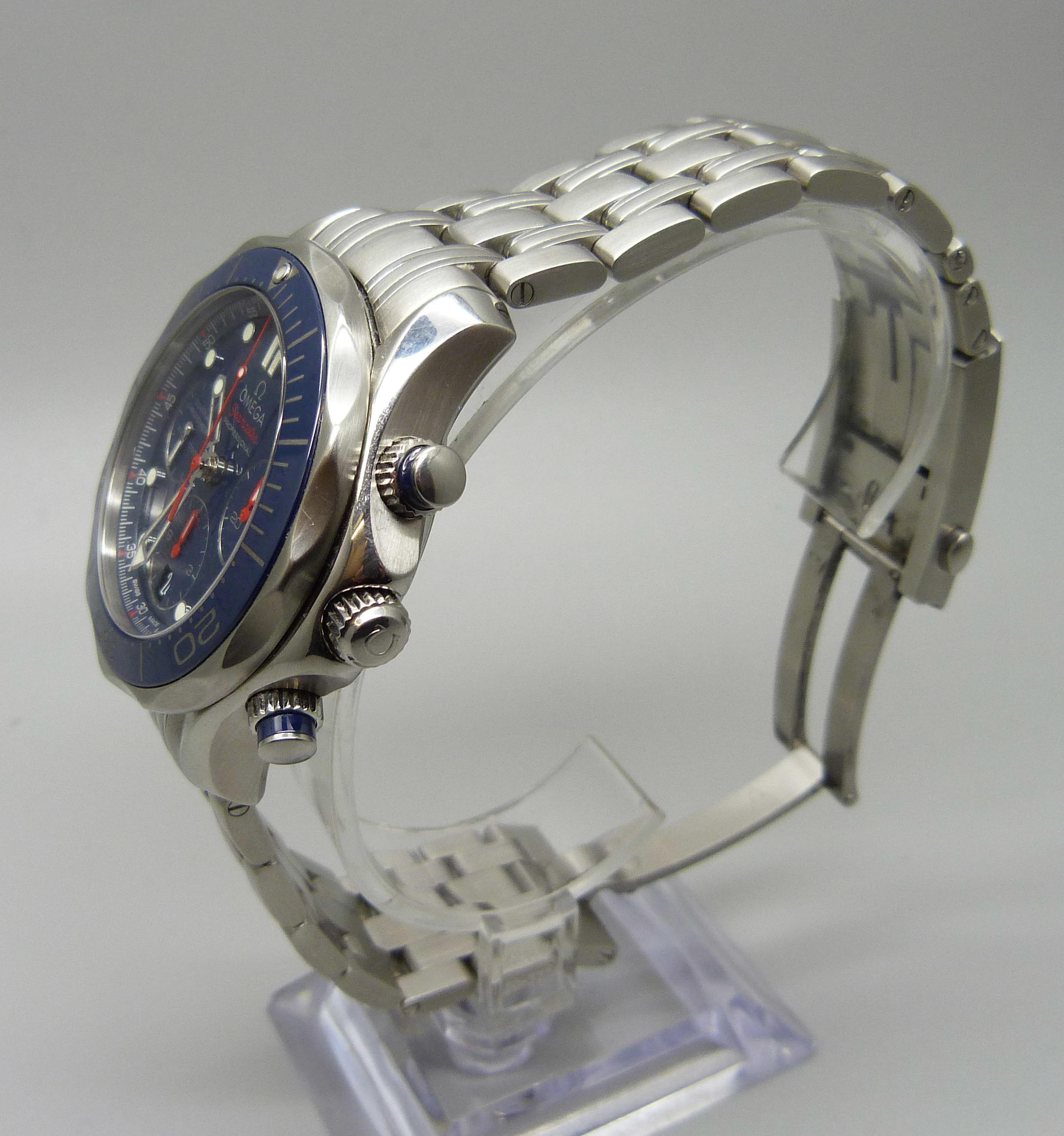 An Omega Seamaster Professional Co-Axial Chronometer wristwatch, 300m/1000ft, boxed with papers - Image 2 of 9