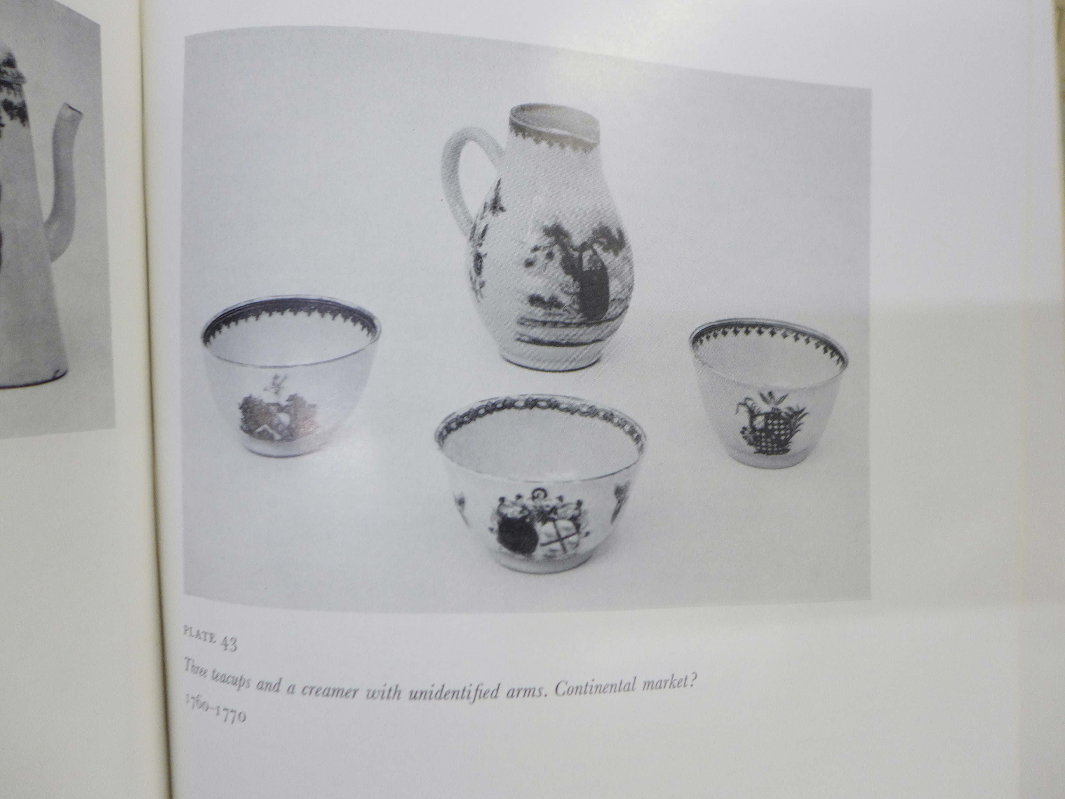 China, Trade Porcelain, Phillips Chinese Porcelain - Gulland Vol I & II (3) - Image 2 of 10