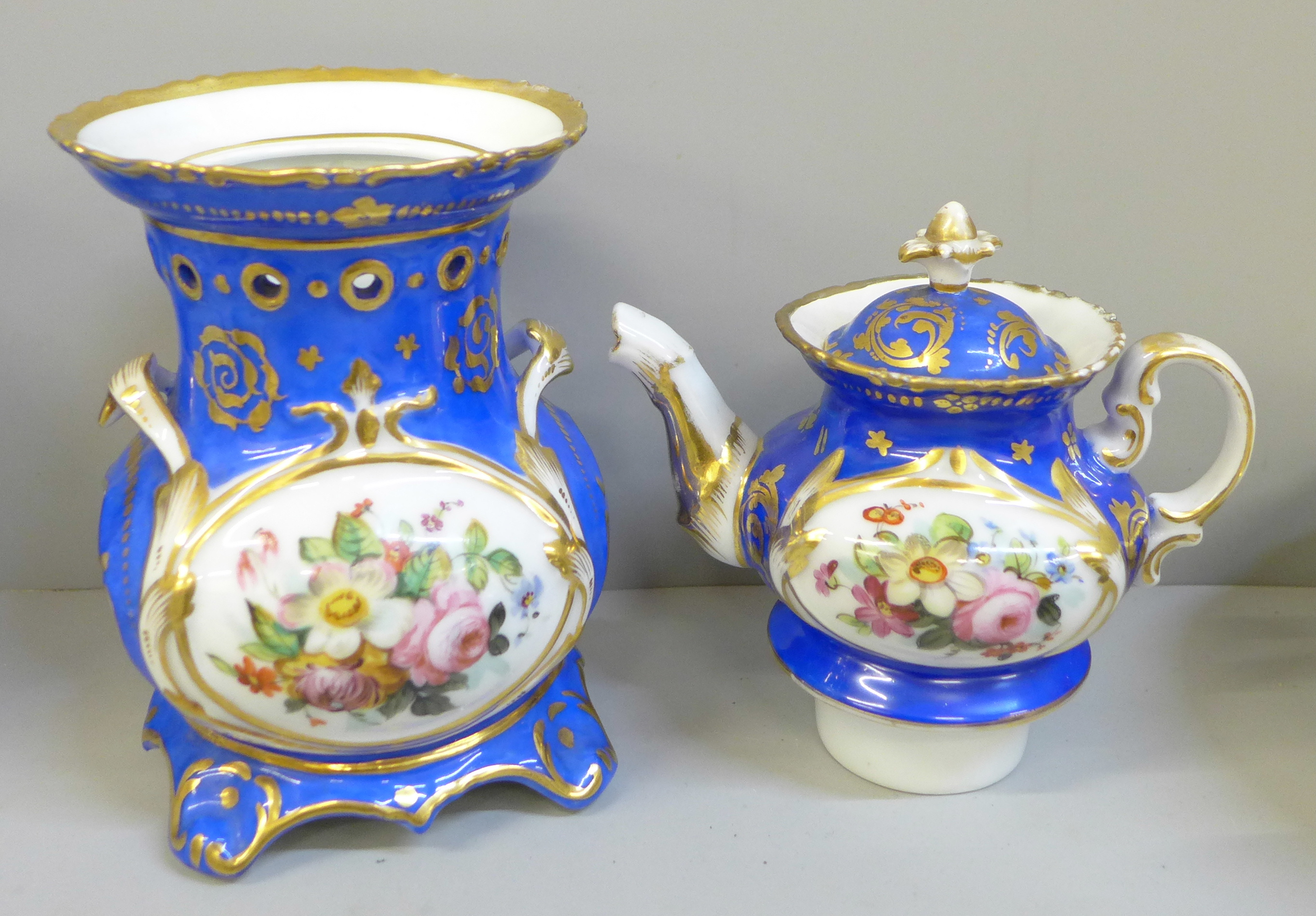 Blue French Paris porcelain teapot, Herend plant pot, Royal Copenhagen dish and a bird, Sevres ink - Image 6 of 8