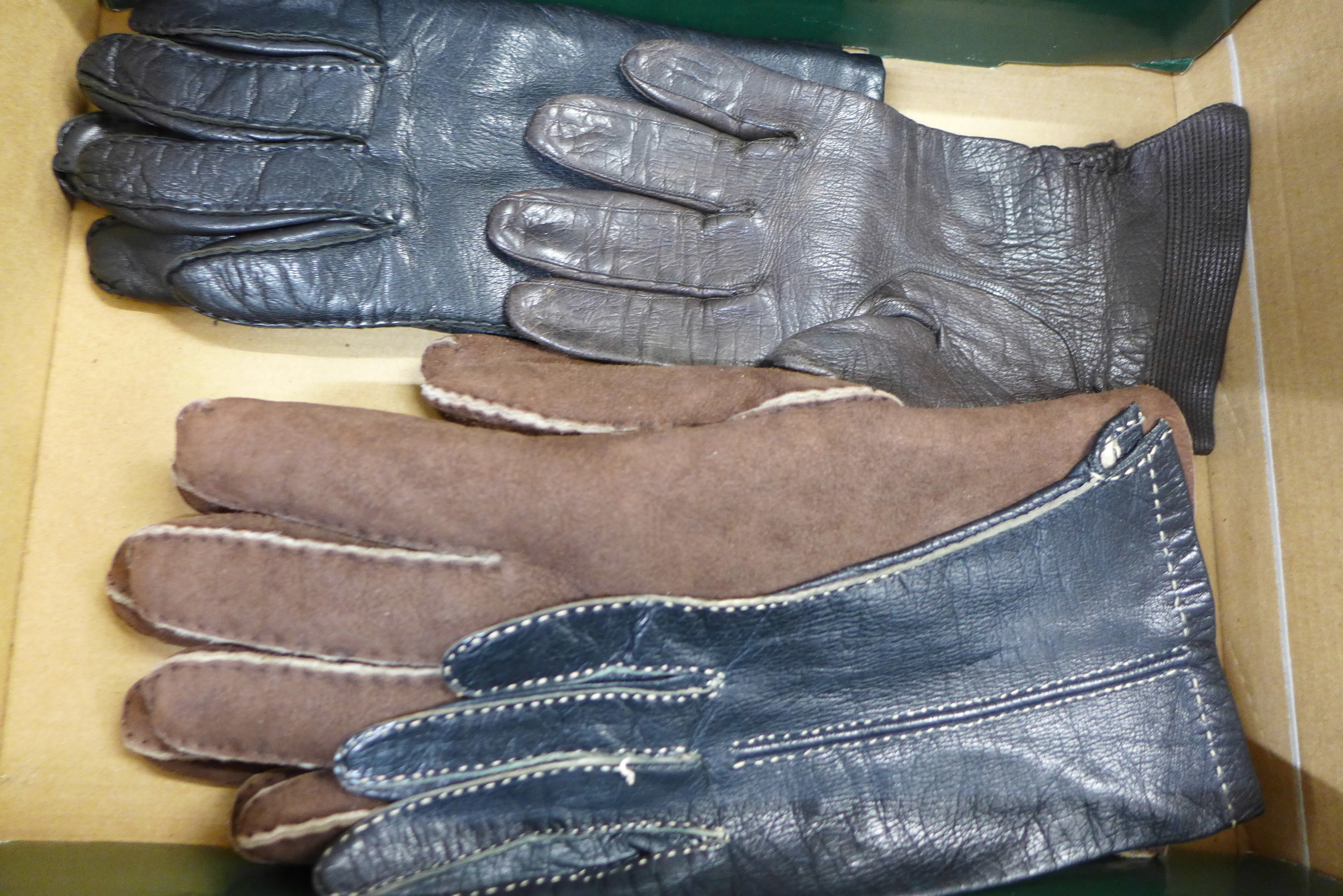 Assorted lady's leather and other gloves and fans - Image 2 of 6