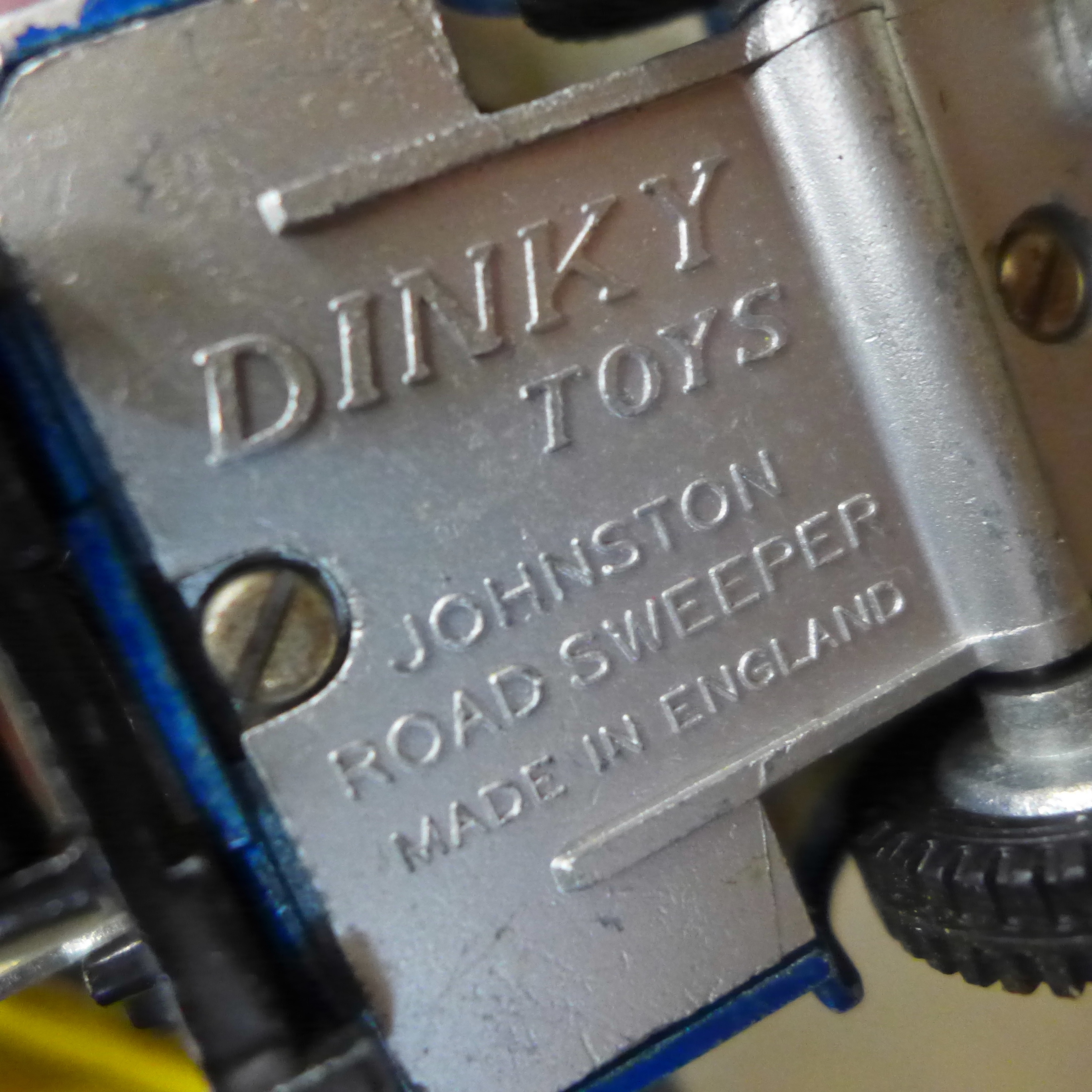 Dinky Toys die-cast model vehicles - Image 3 of 3