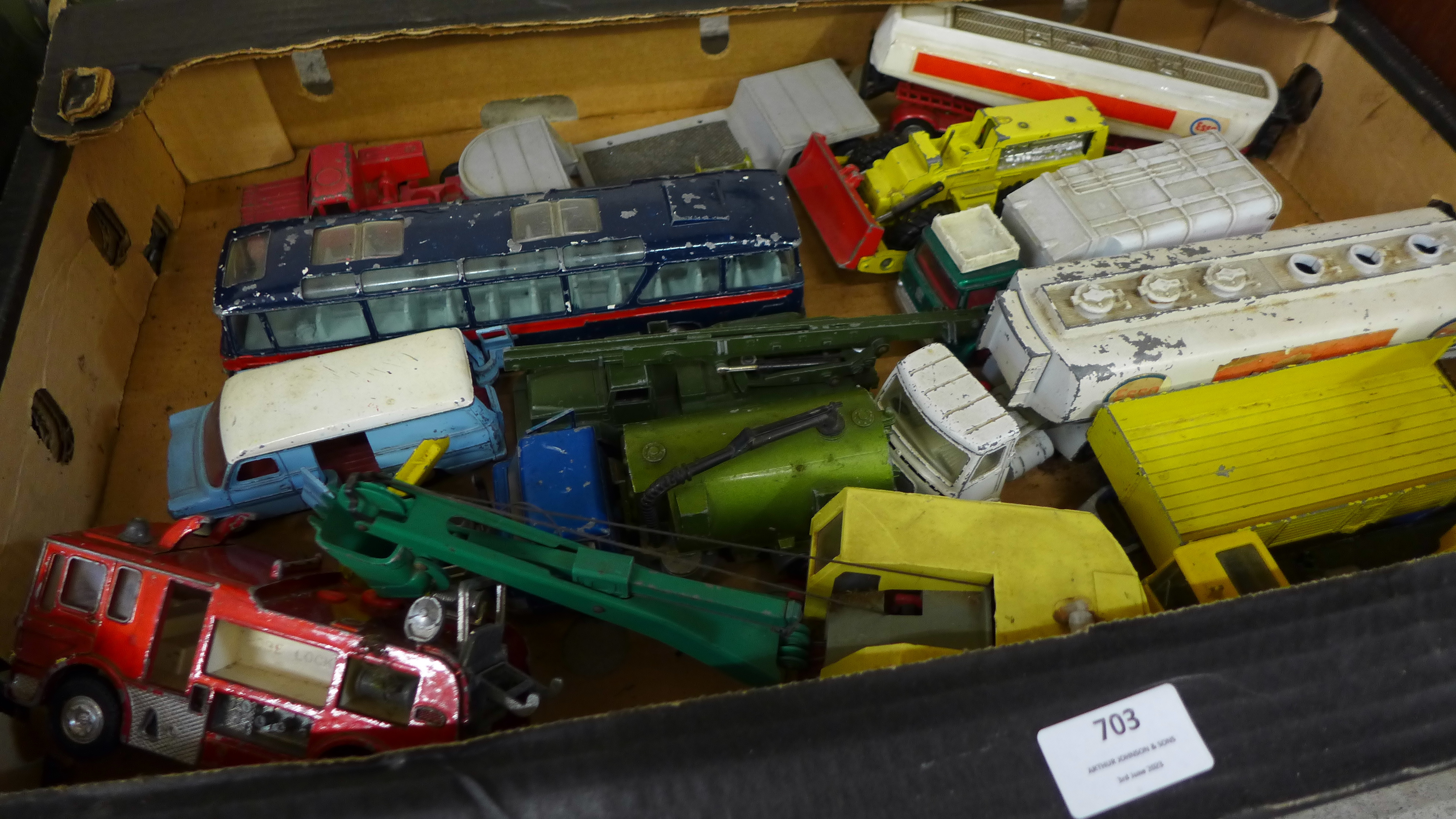 Dinky Toys die-cast model vehicles - Image 2 of 3
