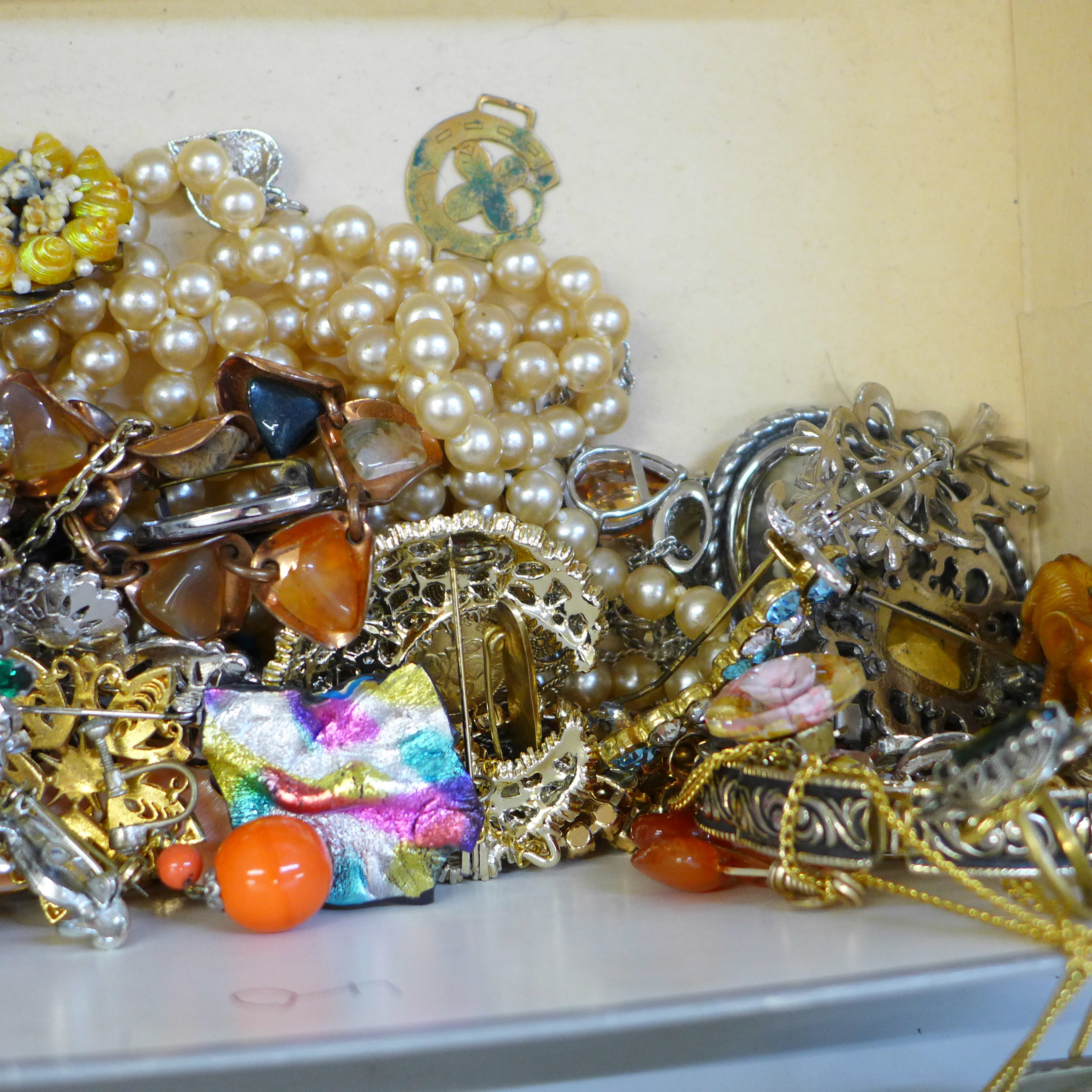 Costume jewellery - Image 4 of 4