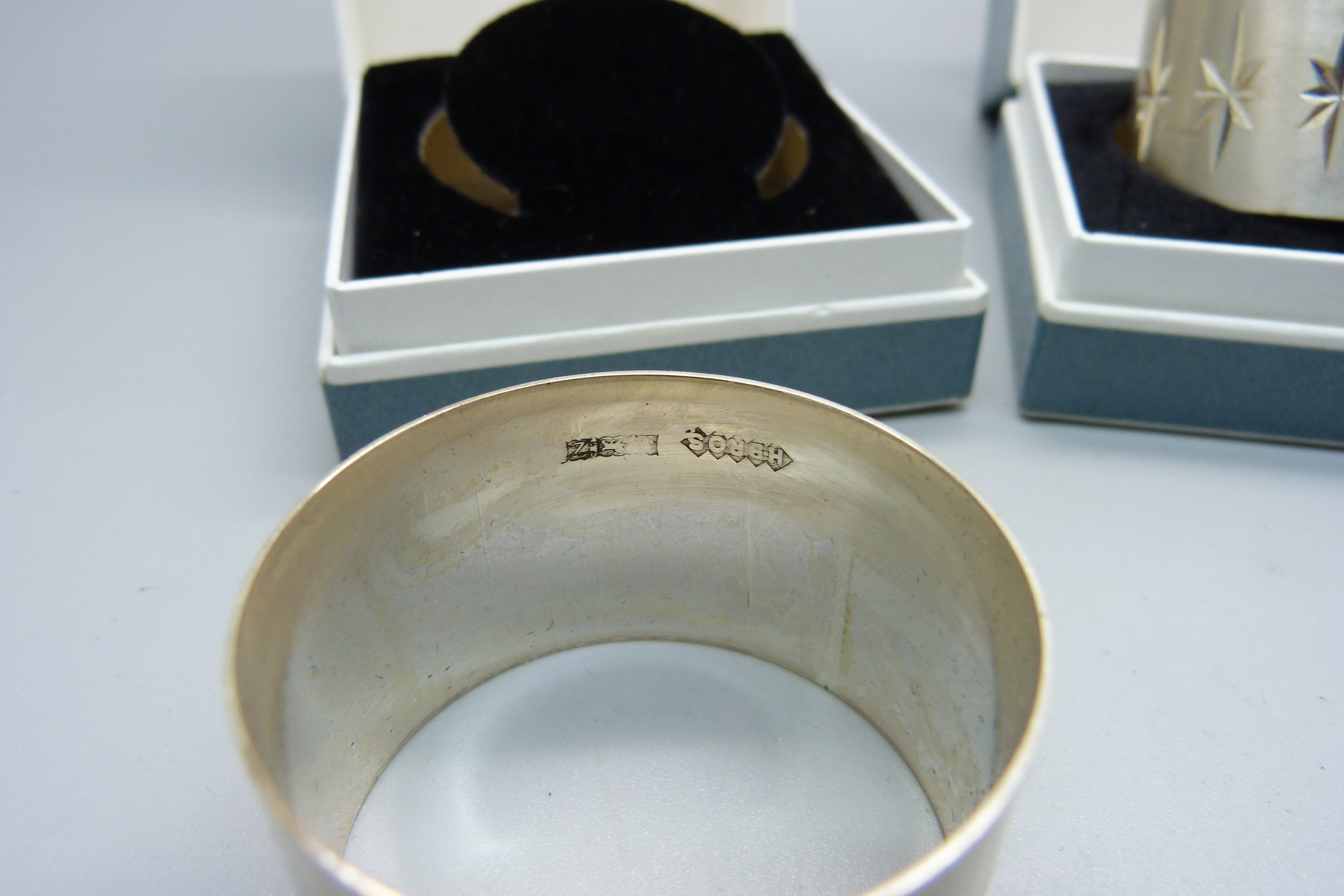 Two boxed silver napkin rings, 41g - Image 2 of 2