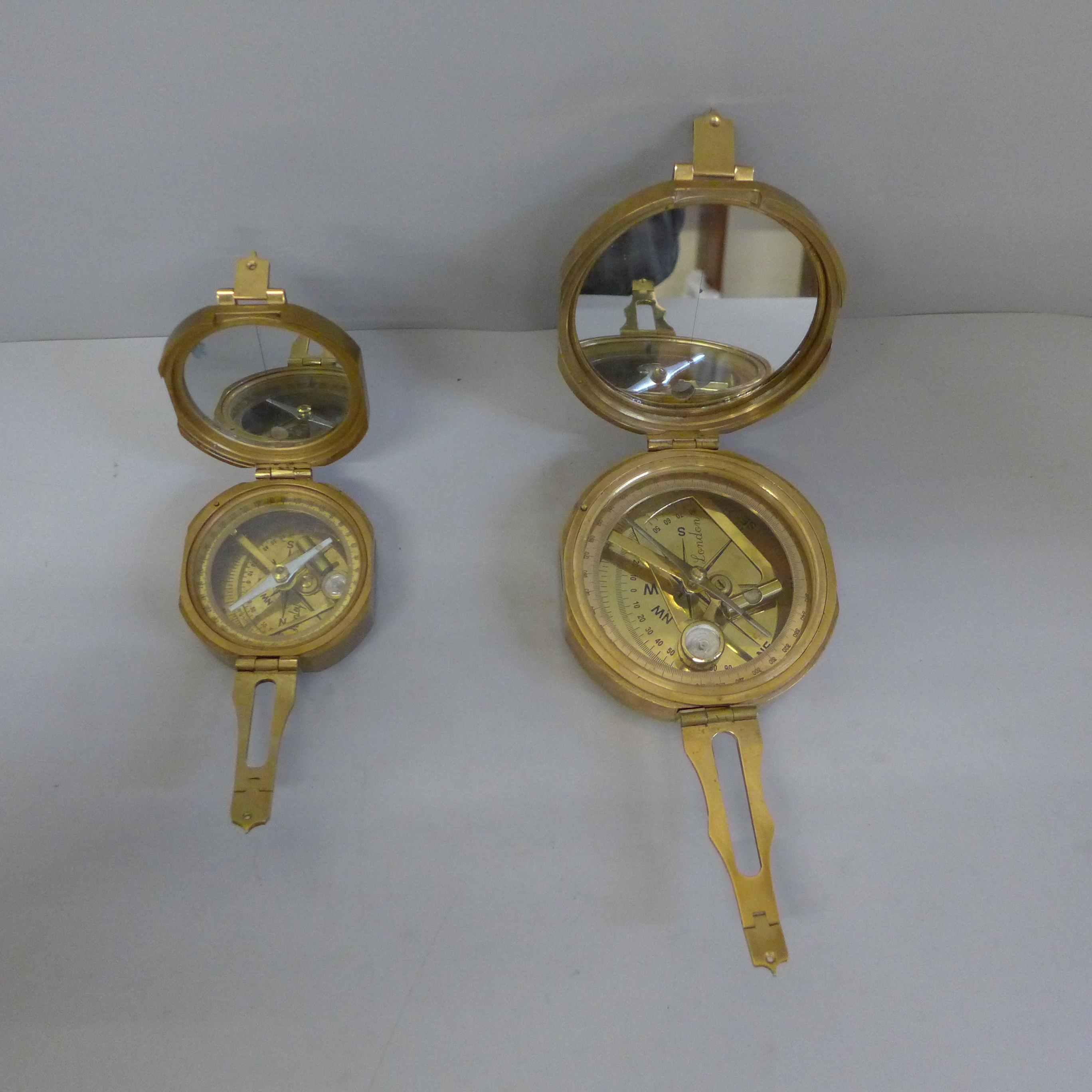 Two Stanley London brass compasses - Image 2 of 3