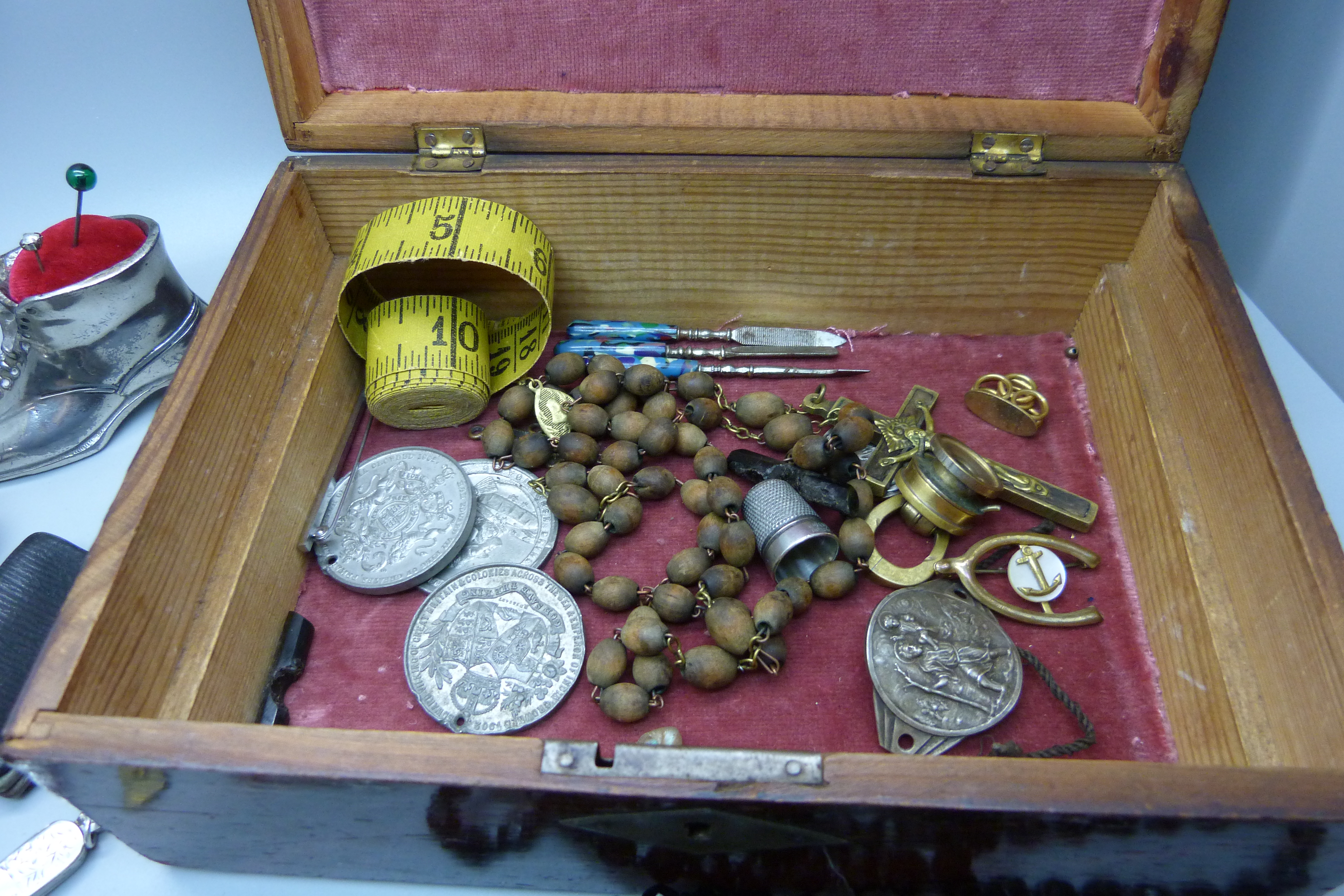 Assorted items including a novelty shoe pin cushion, snuff box, vesta case, a folding brass ruler, - Image 3 of 4