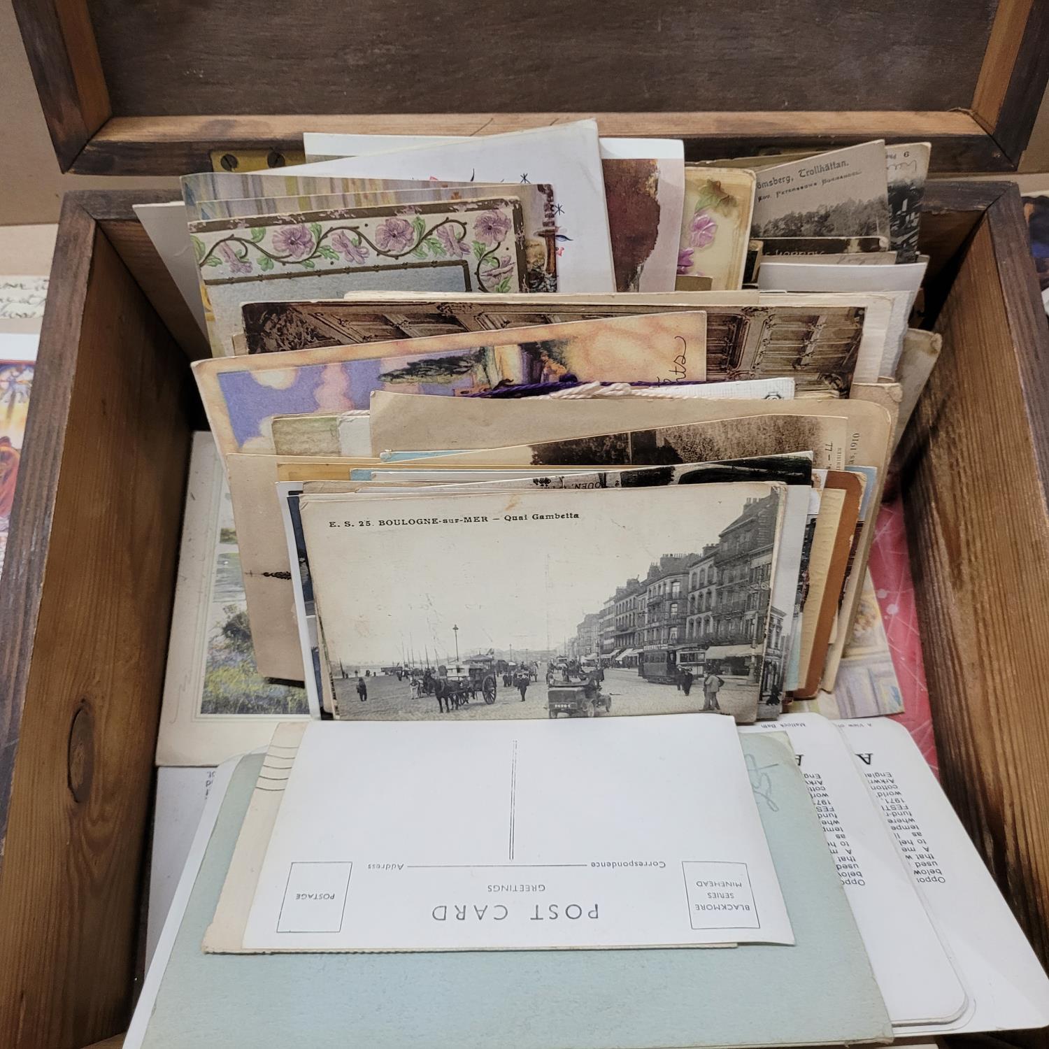 A box of Edwardian and later postcards and greetings cards - Image 2 of 5