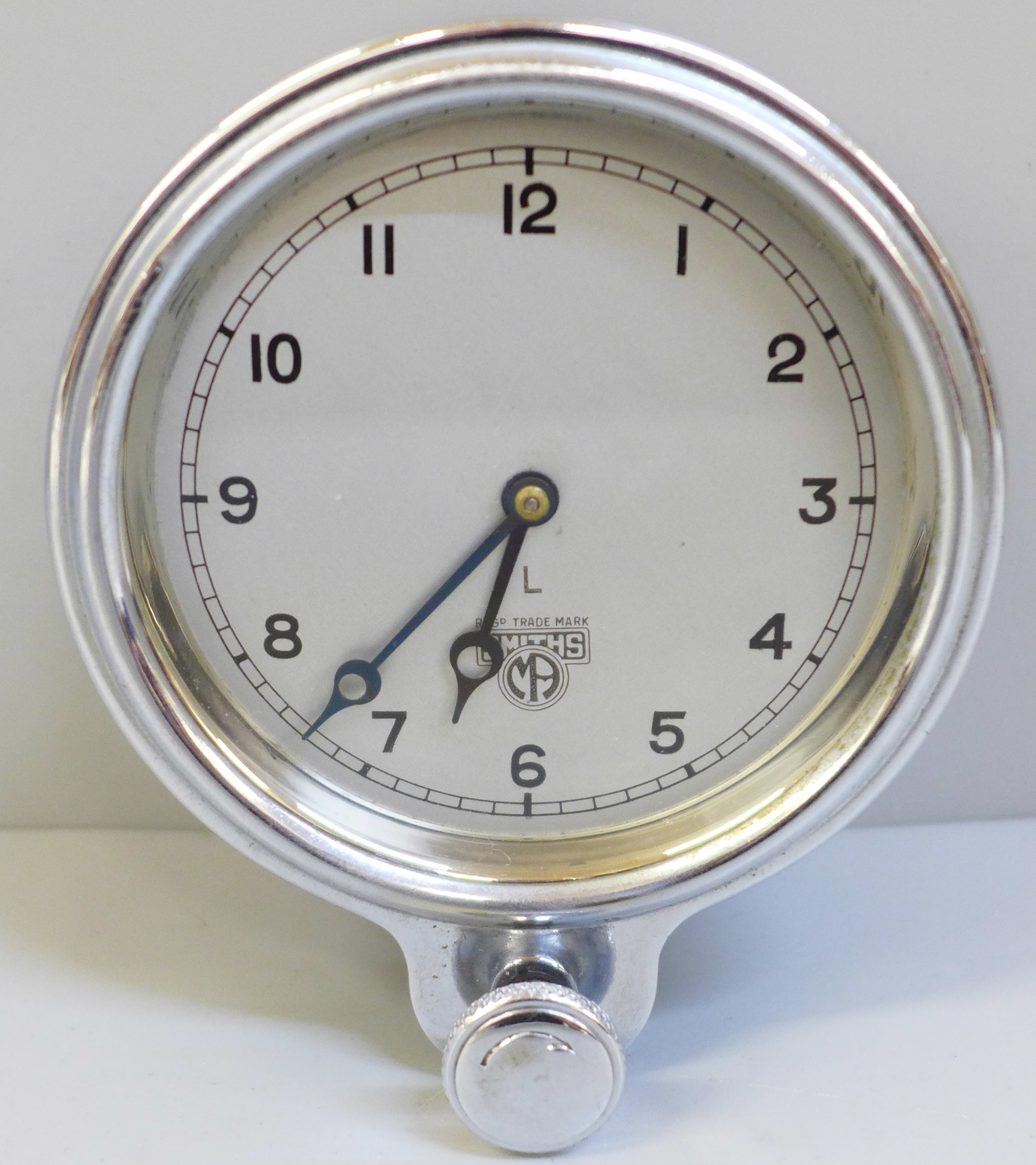 A Smiths car clock