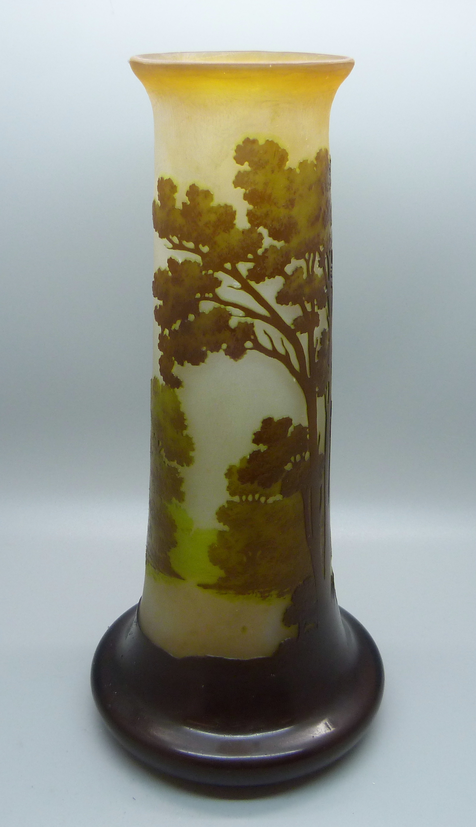 A Galle cameo glass vase, 24cm - Image 5 of 6