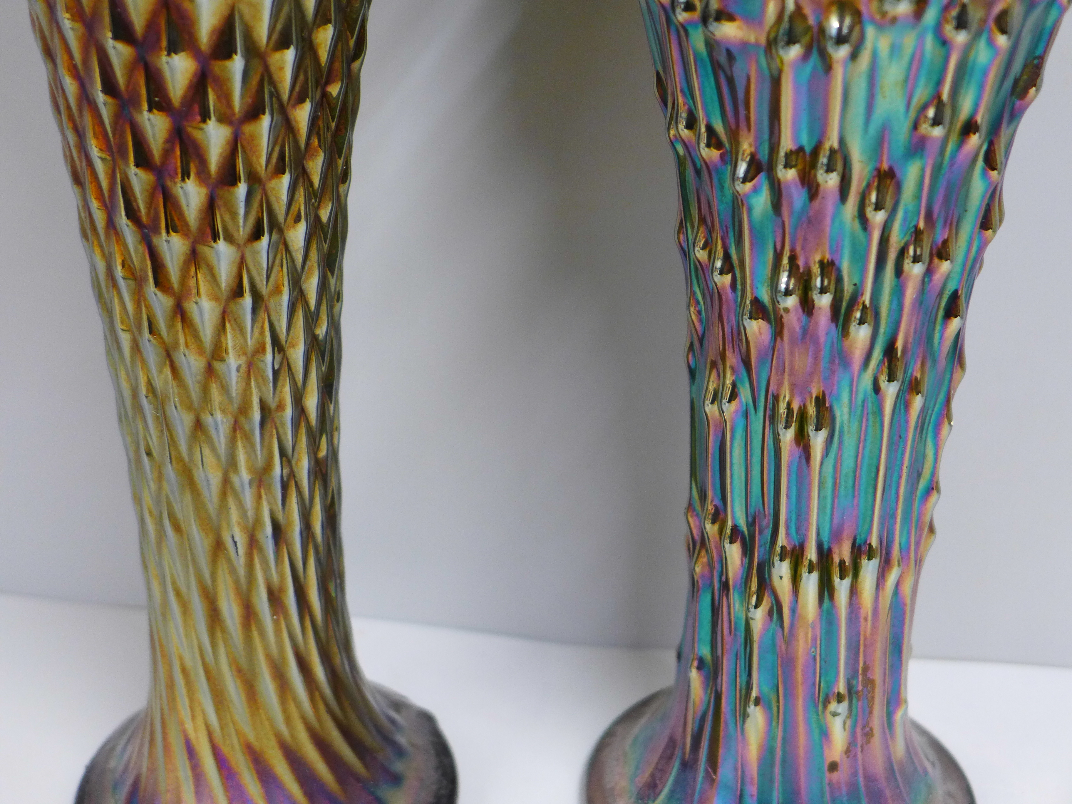 A Northwood iridescent purple carnival glass diamond point vase and a Fenton iridescent green tree - Image 3 of 4