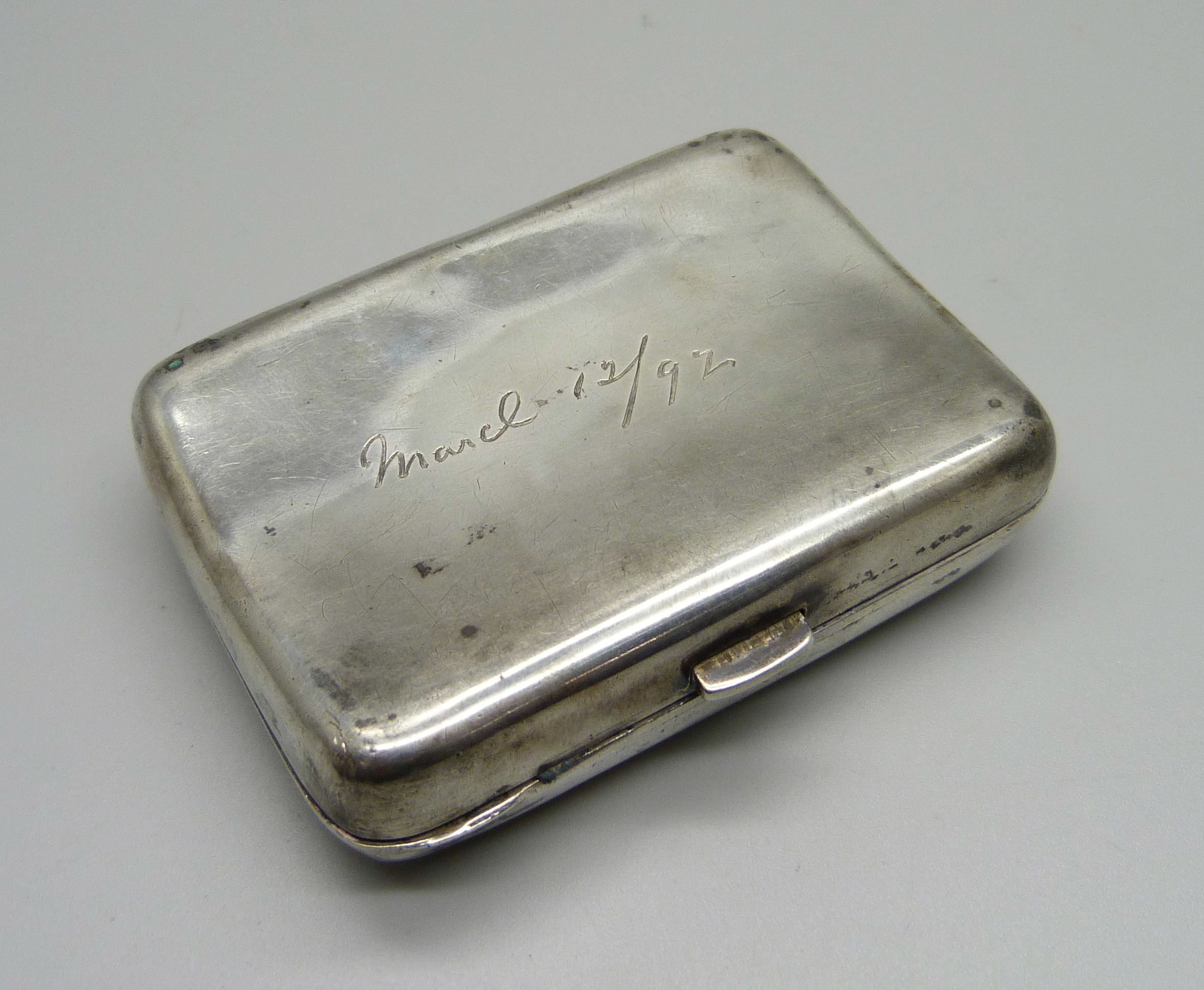 A Victorian silver cigarette case with inscription, 84g, and a collection of pen nibs - Image 2 of 4