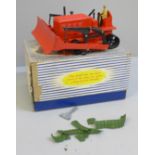 A Dinky Toys Blaw Knox Bulldozer, No.961, boxed, both tracks deteriorated, box lid a/f