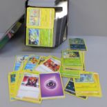 Pokemon cards, set 72, 672 cards in tin