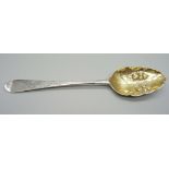 A silver berry spoon marked Hester Bateman, London 1782, 51g