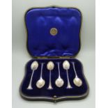 A set of six silver spoons, 64g