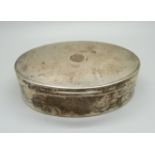 A silver oval jewellery box, London 1921, 281g gross weight