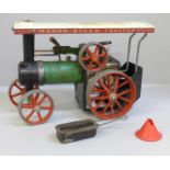 A Mamod TE1a model traction engine, boxed