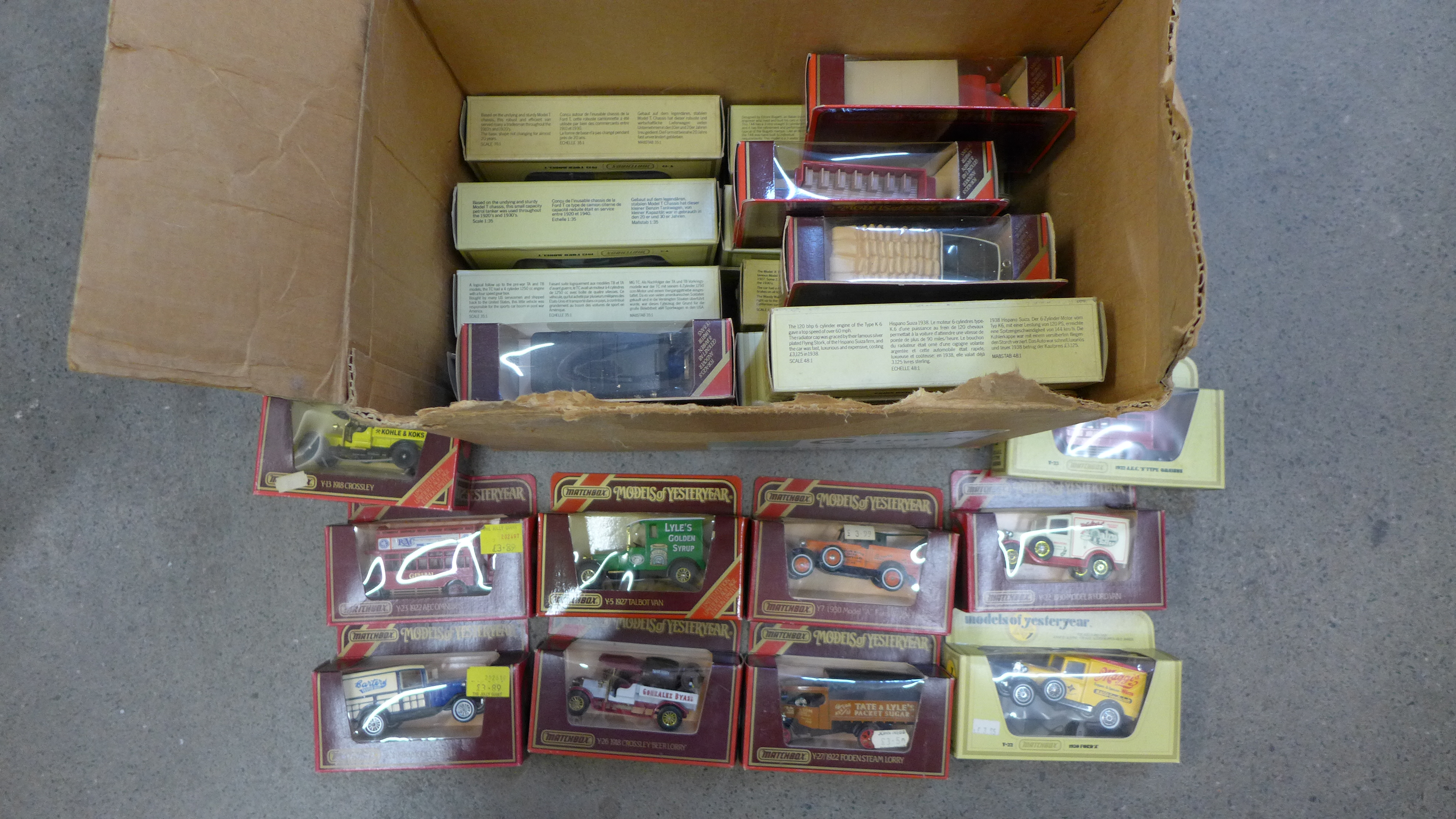 A quantity of Matchbox and Lledo Days Gone model vehicles