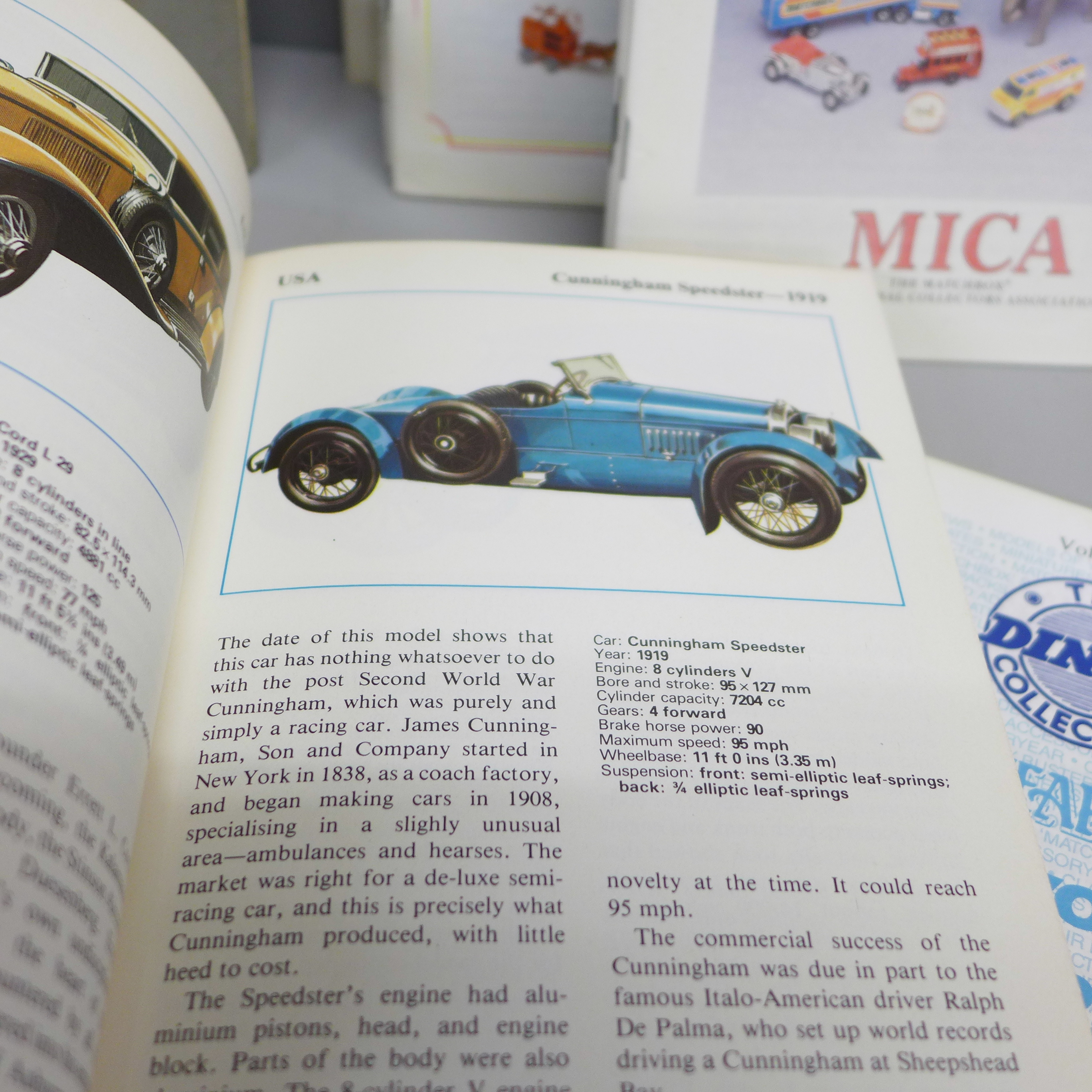 A Tri-ang book, Classic Cars book, a collection of Matchbox booklets, a Brief Record of the Services - Image 4 of 5