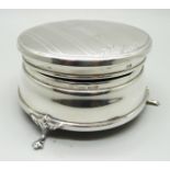 A silver trinket box, diameter 8cm