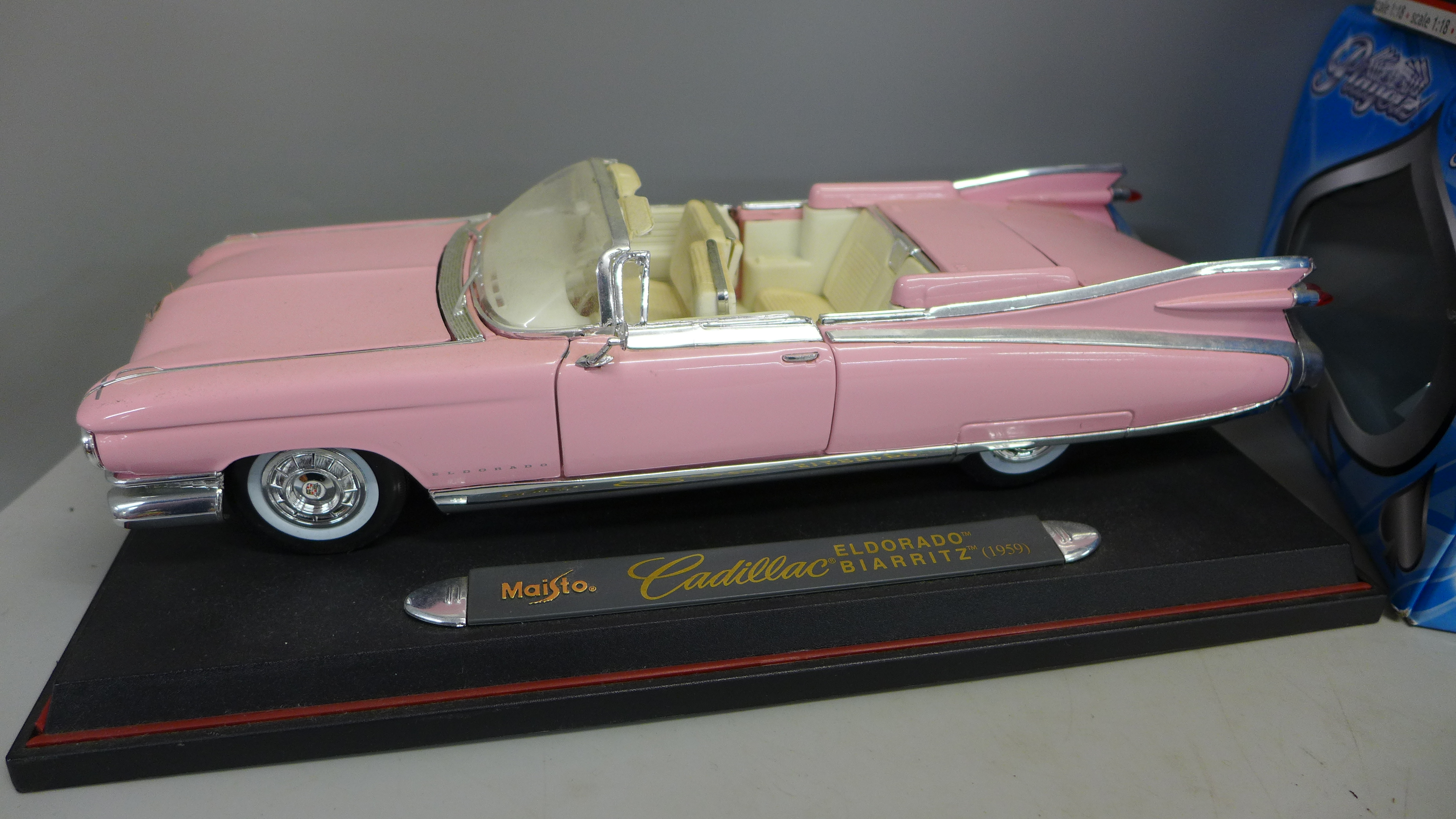 Four 1/18th scale model vehicles, Maisto Hummer SUV, Signature 1941 Plymouth, Maisto Pink Cadillac - Image 2 of 3