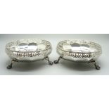 A pair of pierced silver bowls, Birmingham 1930, 314g, diameter 12cm