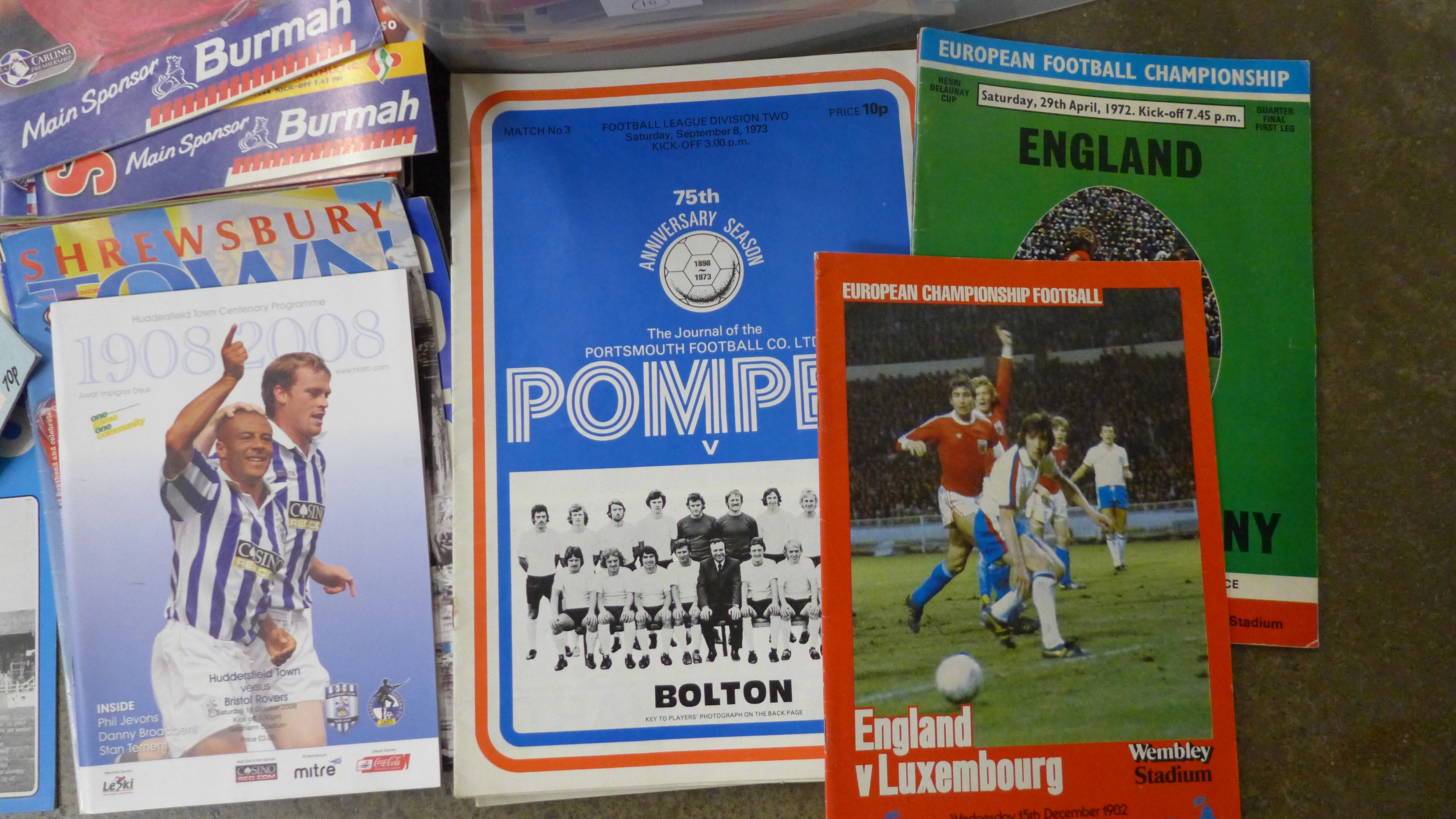 Sporting memorabilia; a large box of football annuals and programmes including England - Image 2 of 4