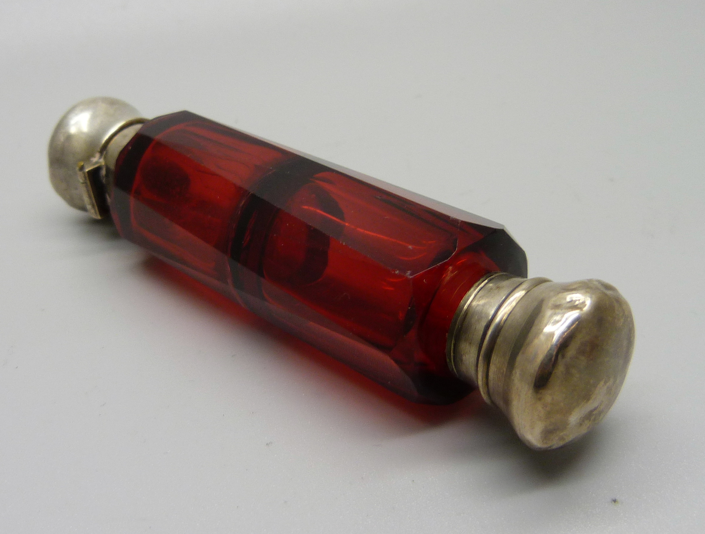 A ruby glass double scent bottle, a/f - Image 4 of 5