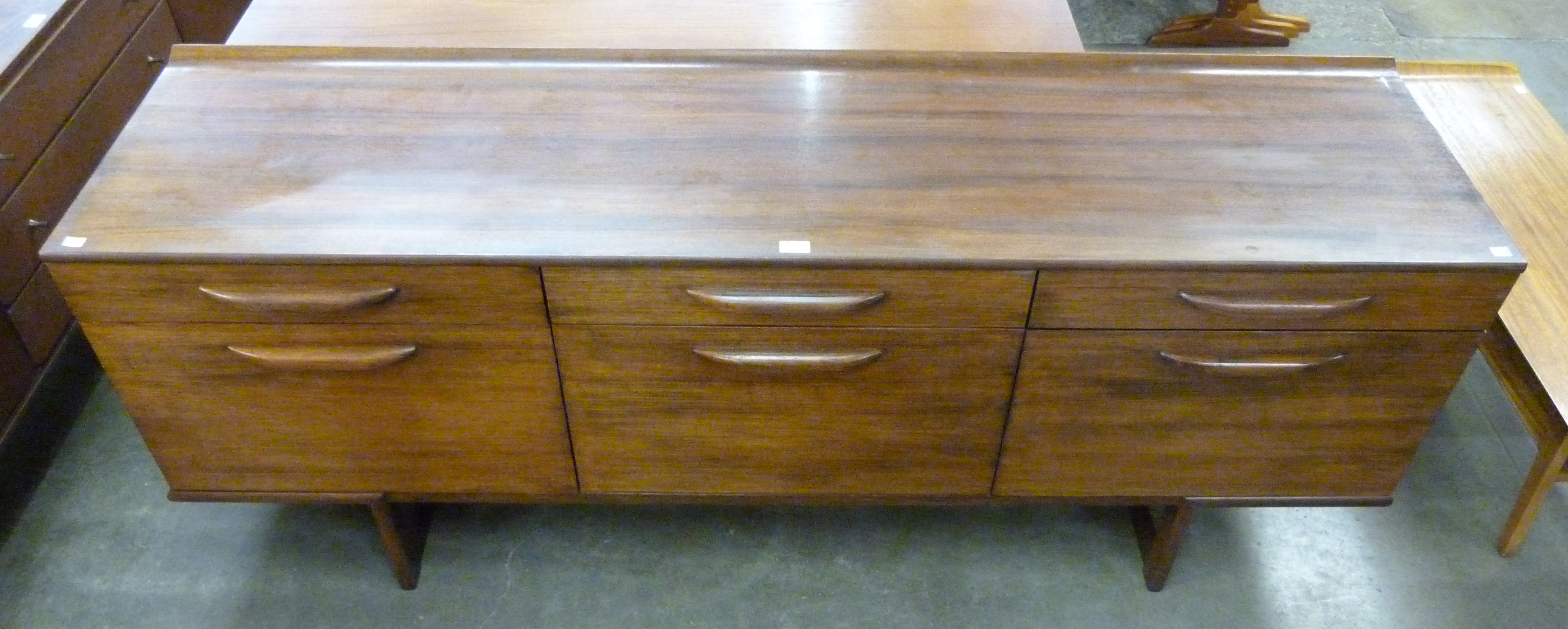 A teak sideboard - Image 3 of 3