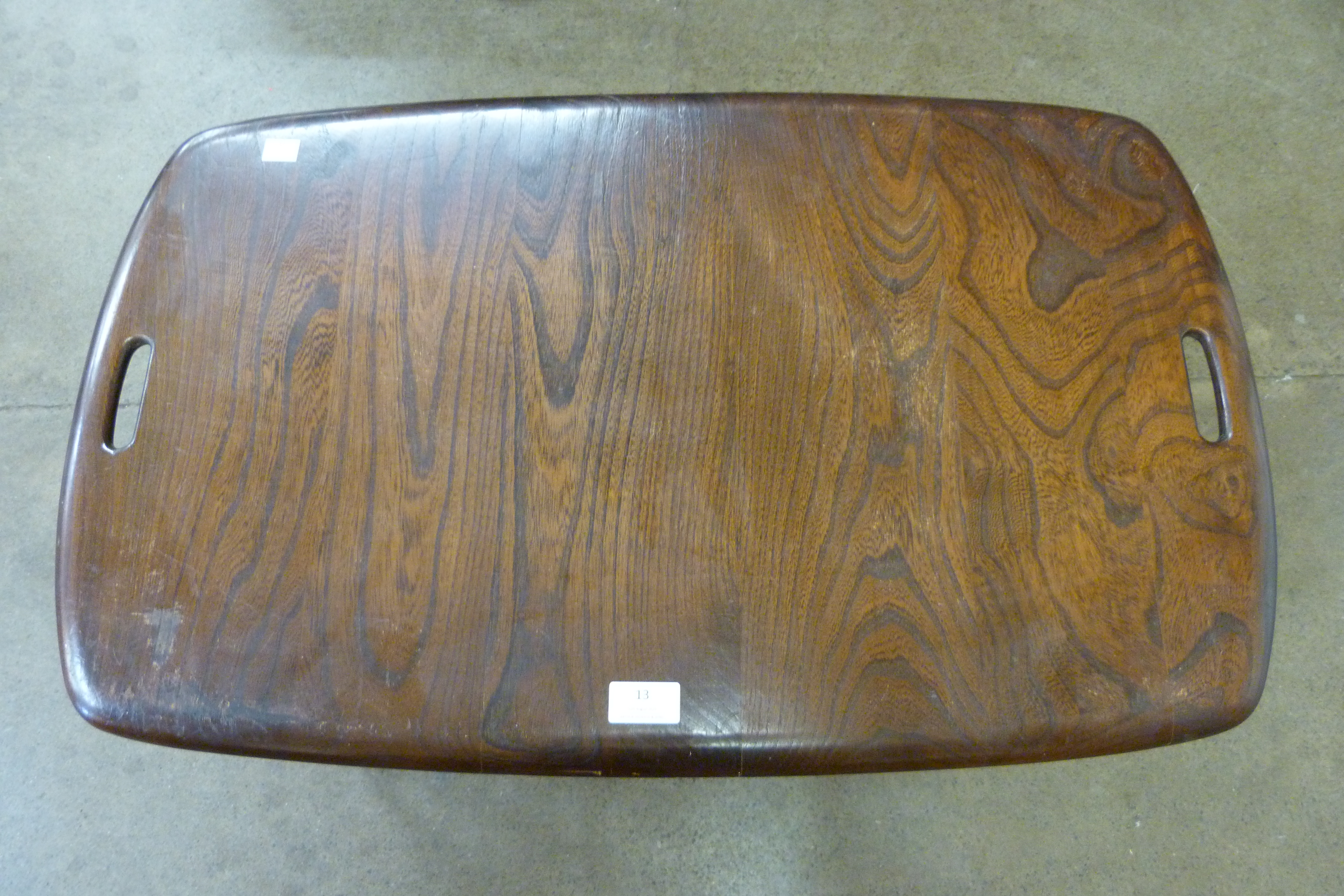 An Ercol Golden Dawn elm and beech tray top Windsor coffee table - Image 2 of 2