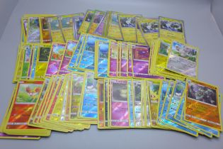 90 reverse holo and holo Pokemon cards