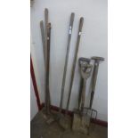 Assorted vintage gardening tools