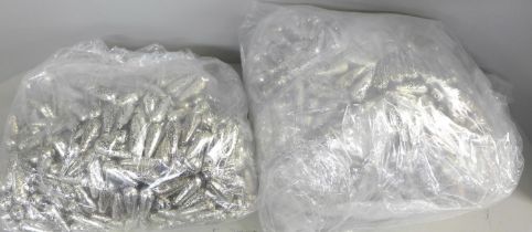 1400 pairs of beads, 35mm x 15mm plastic silver tone
