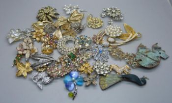 A collection of brooches