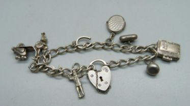A silver charm bracelet, 25g