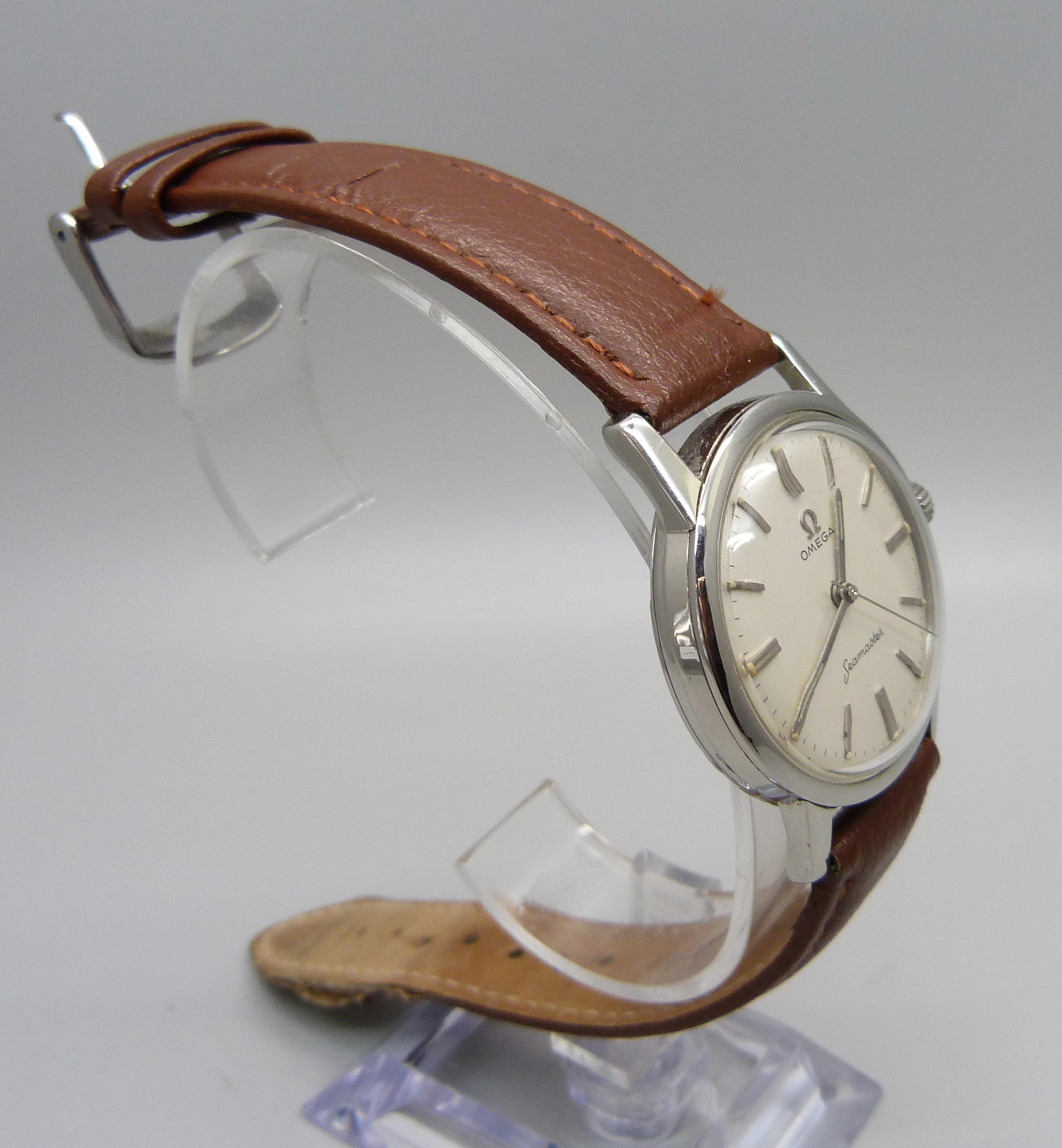 An Omega Seamaster wristwatch - Image 3 of 7