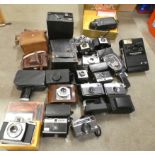 A box of vintage cameras **PLEASE NOTE THIS LOT IS NOT ELIGIBLE FOR POSTING AND PACKING**