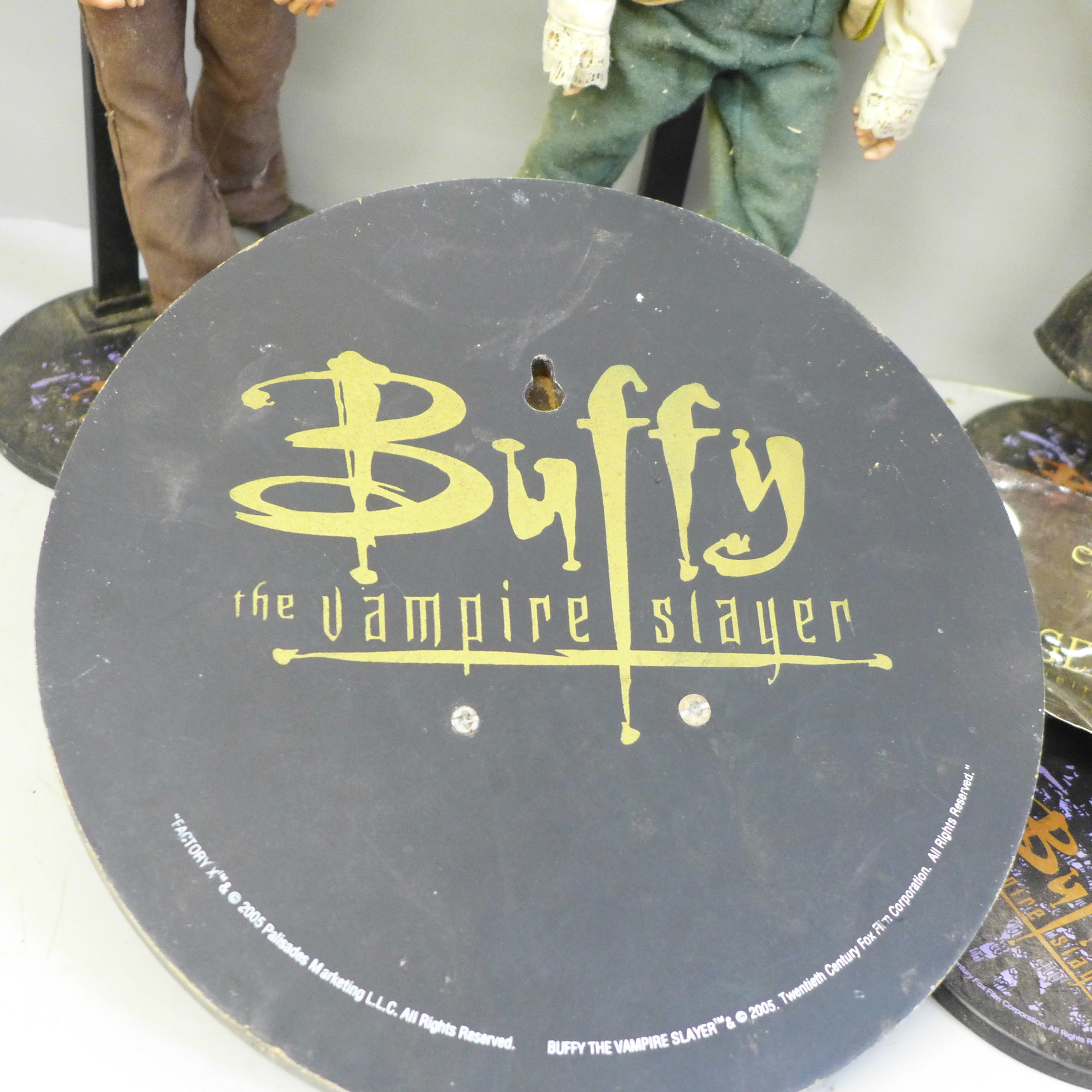 Four Buffy The Vampire Slayer figures and a wall coat hanger - Image 4 of 4