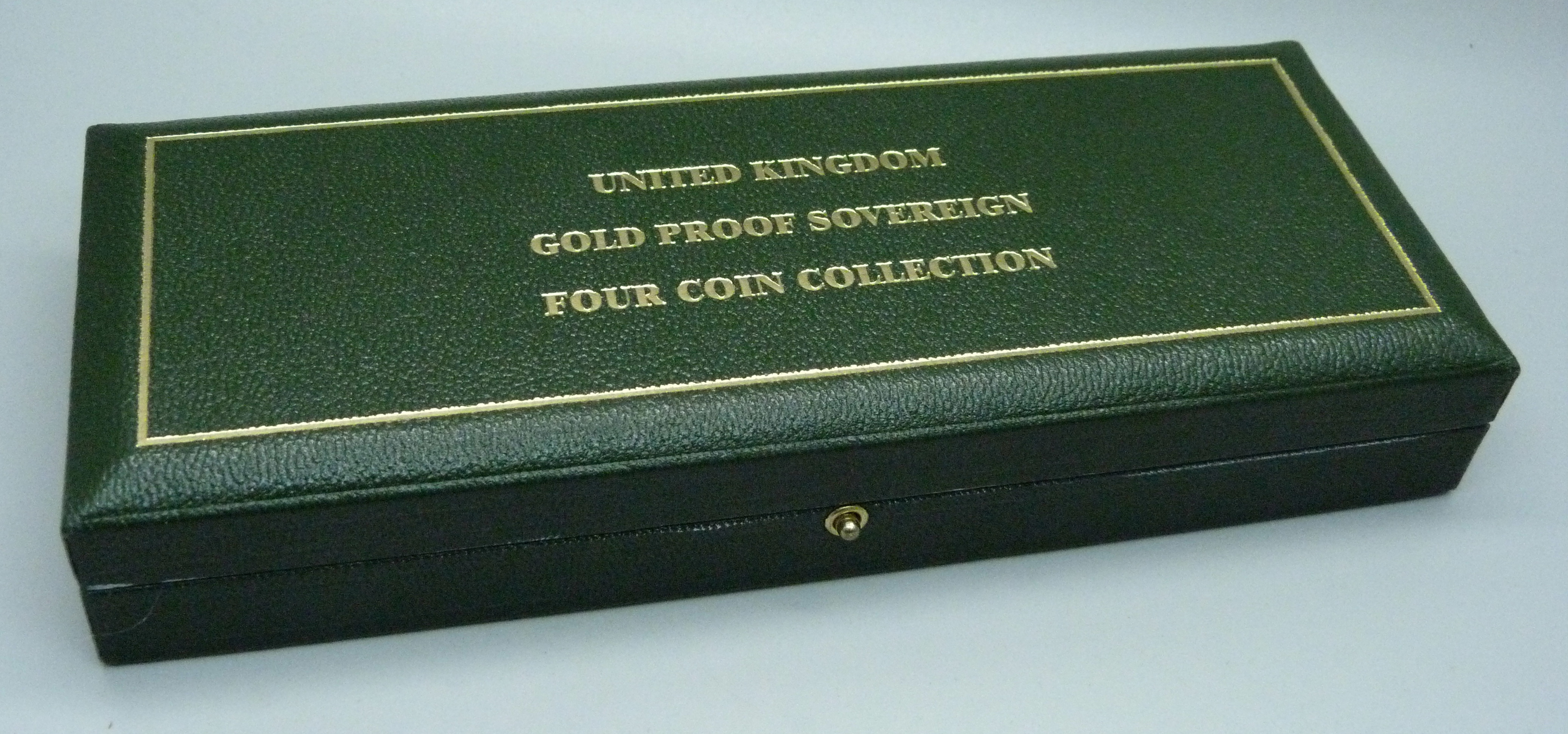 The Royal Mint 2007 UK gold proof four-coin sovereign collection, no. 692 - Image 4 of 4