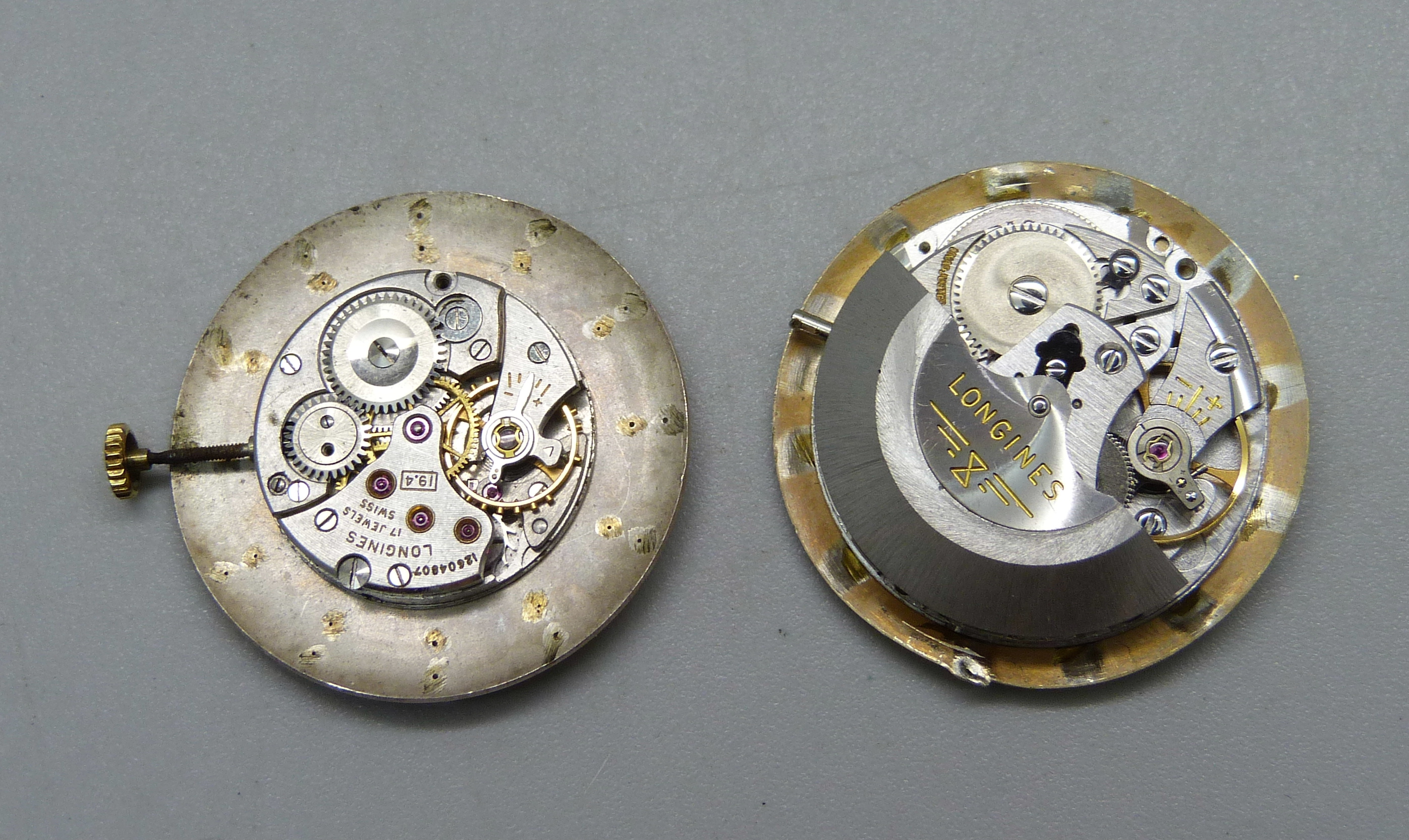 Two gentleman's Longines watch movements, one manual and one automatic, a/f - Image 4 of 4