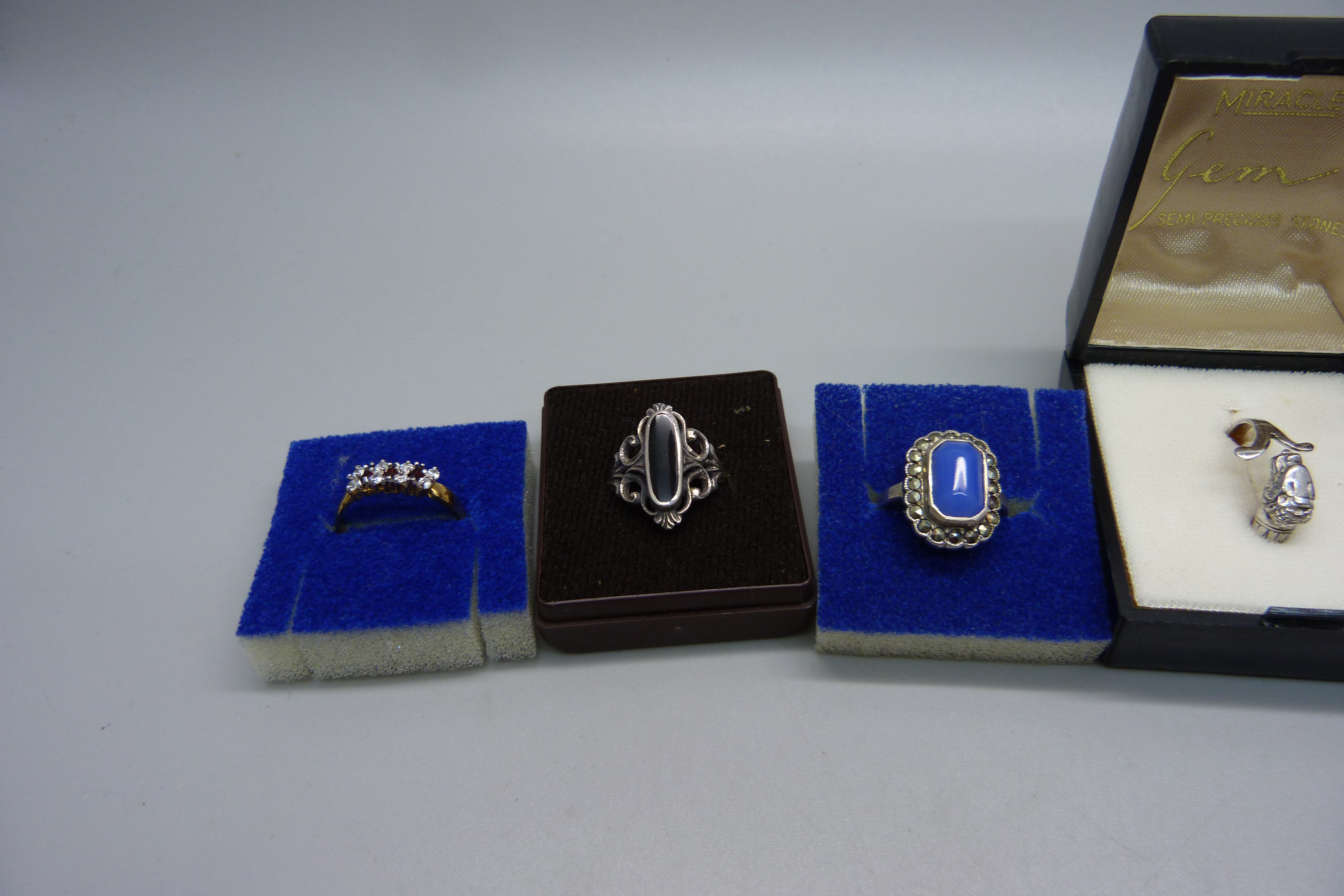 Six silver rings including one with Scottish hallmark - Image 2 of 3