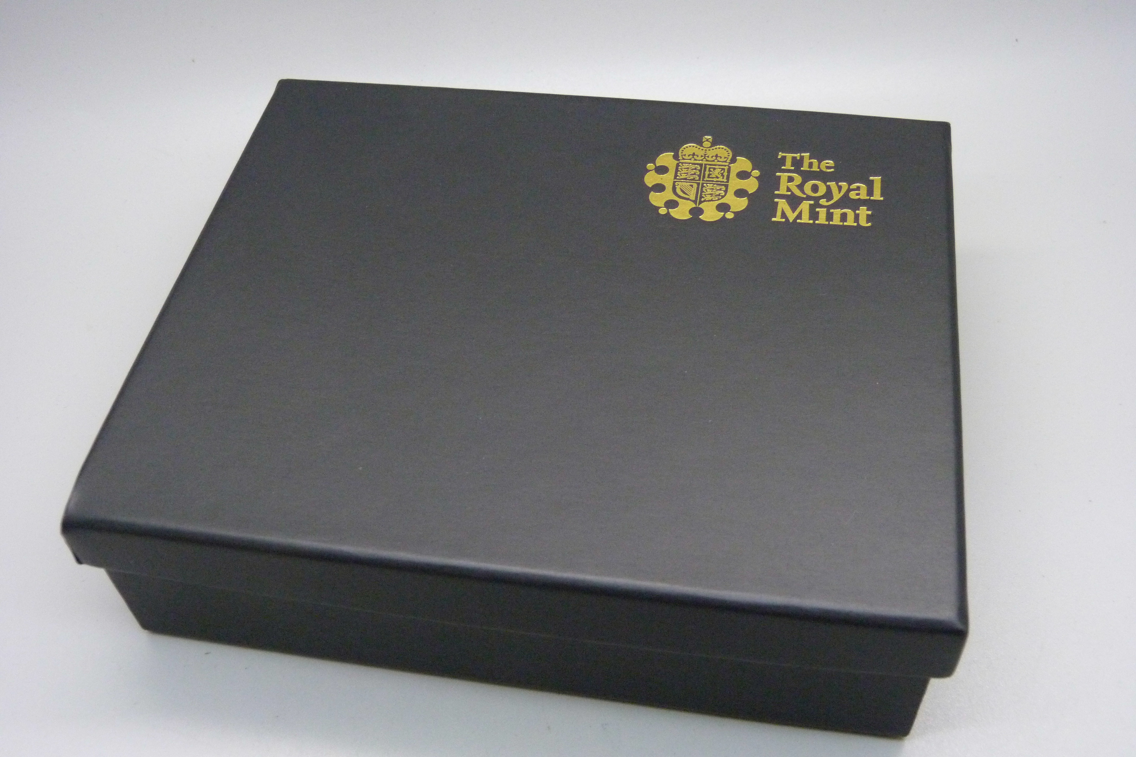 The Royal Mint 2009 UK gold proof five-coin collection, no. 1443 - Image 5 of 5