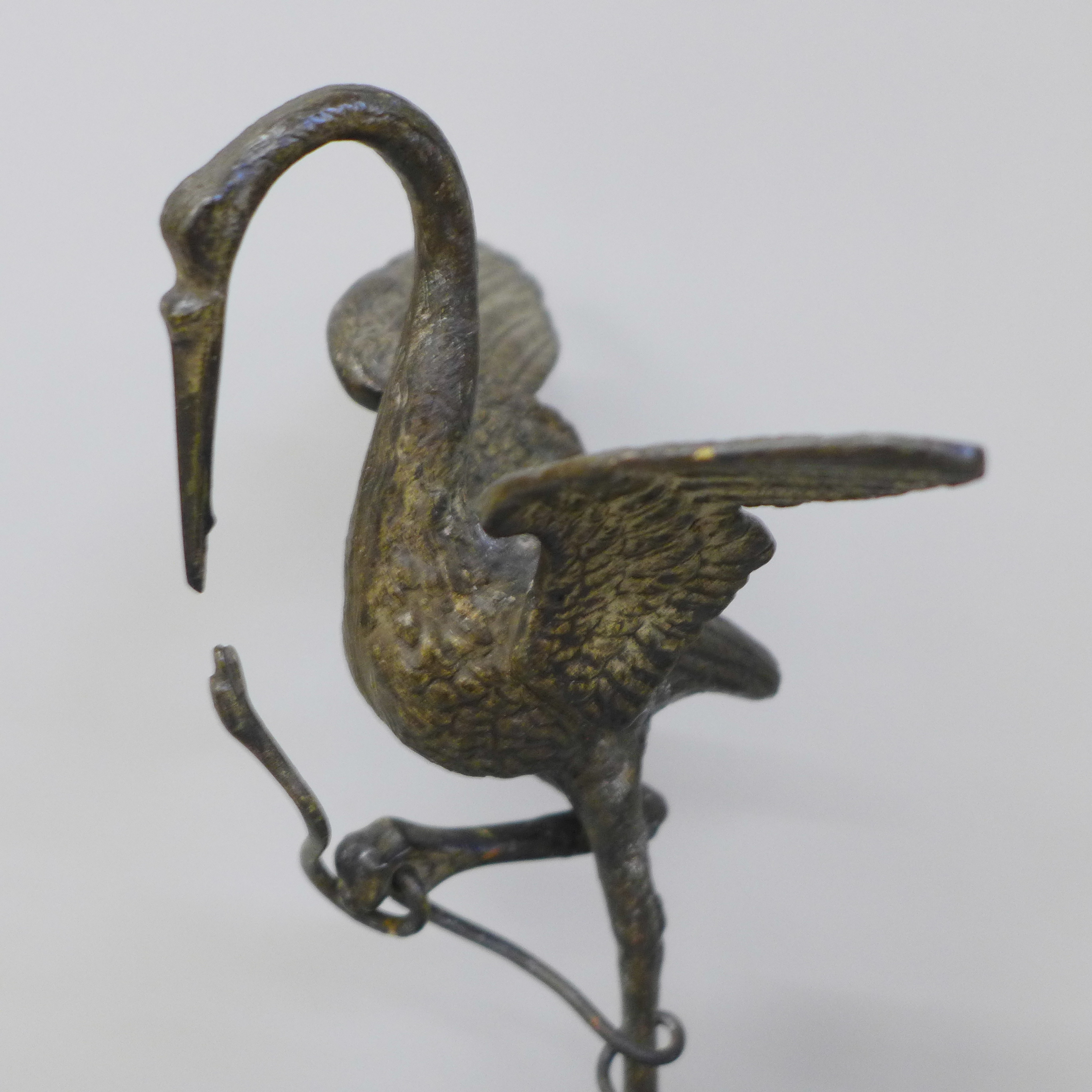 A bronze model of a bird standing on a turtle, on a quartz base - Image 2 of 4
