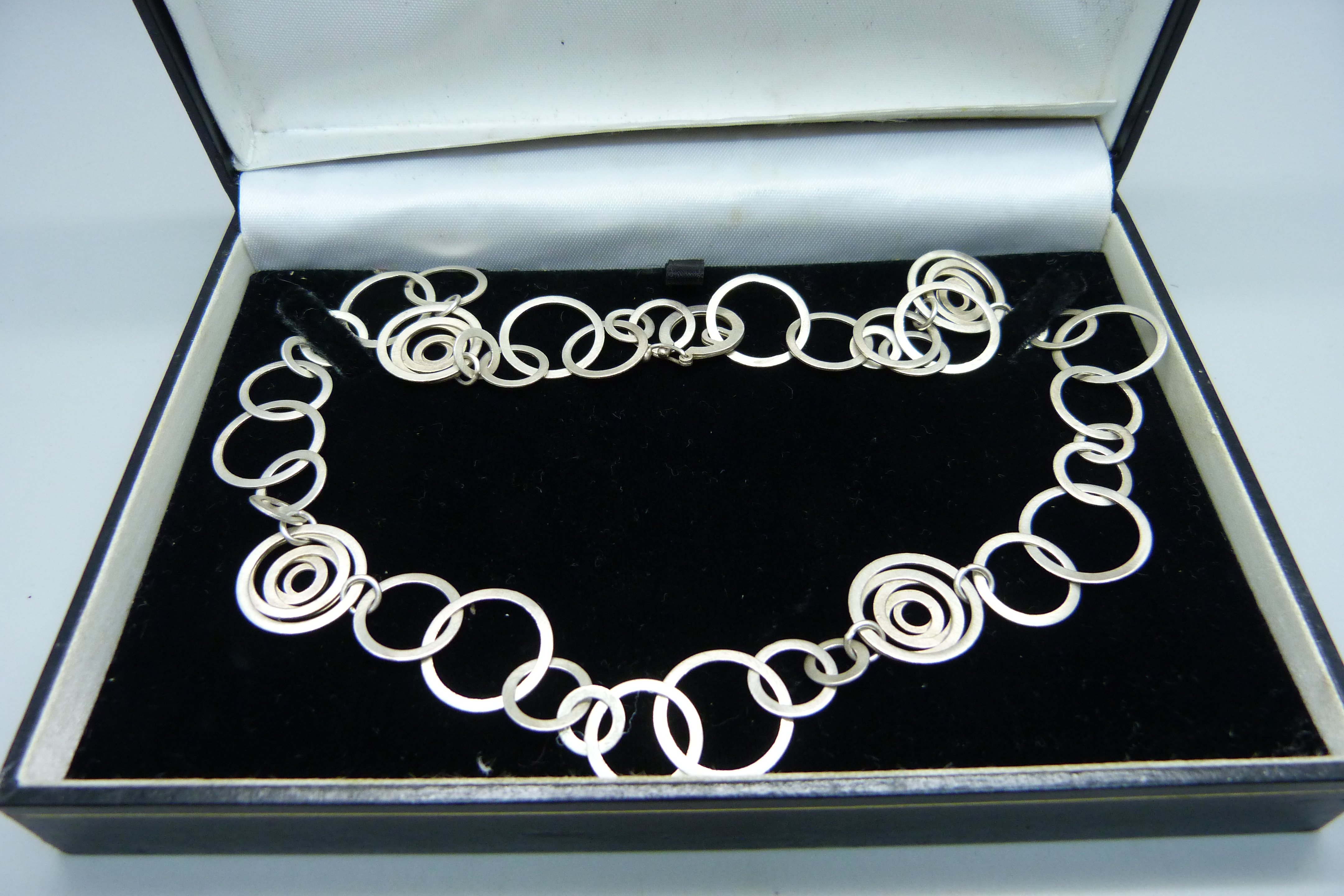 A Tezer German designer 925 silver necklace - Image 2 of 2