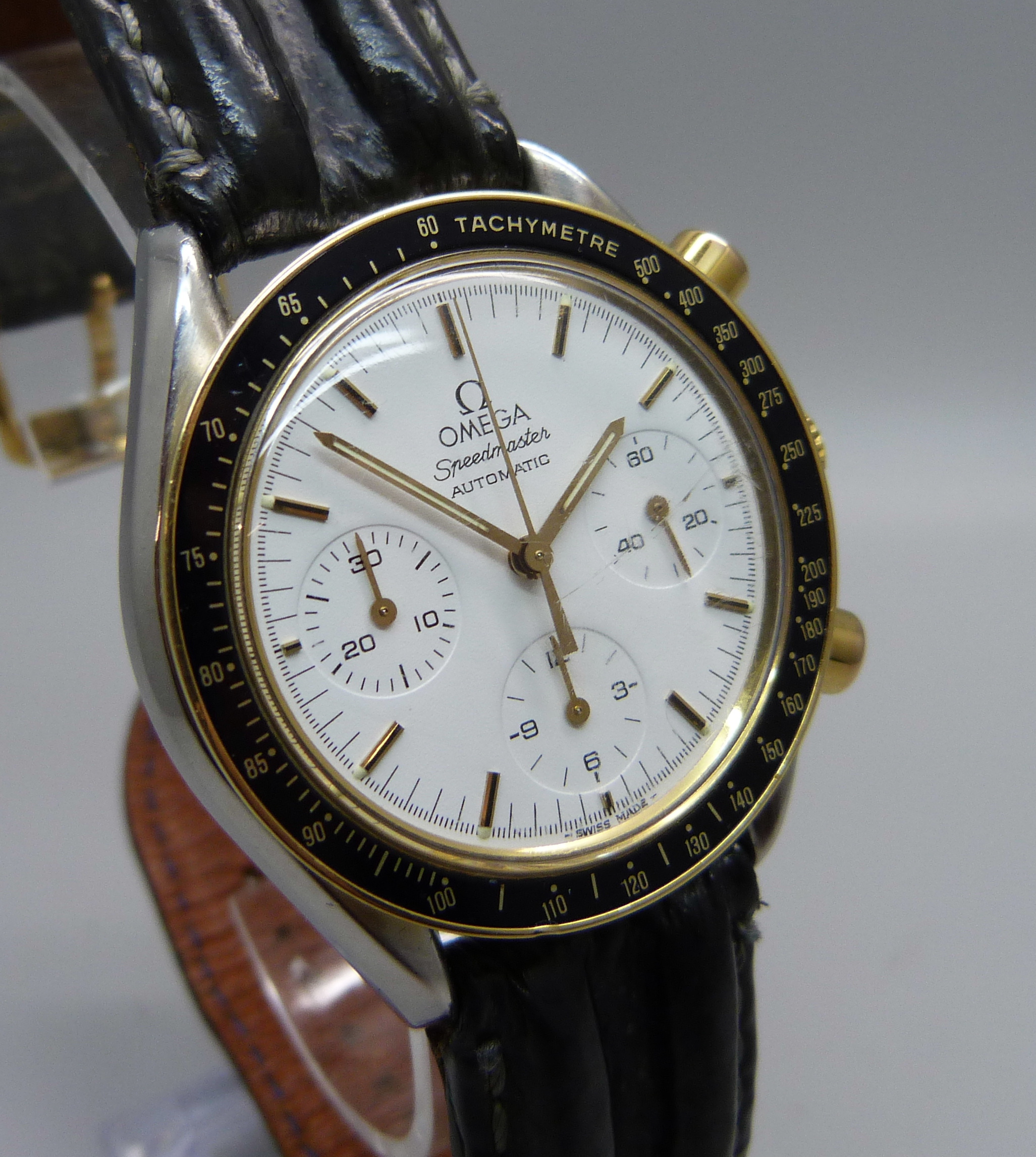 An Omega Speedmaster automatic wristwatch, boxed with papers, dated 1991 - Image 4 of 10