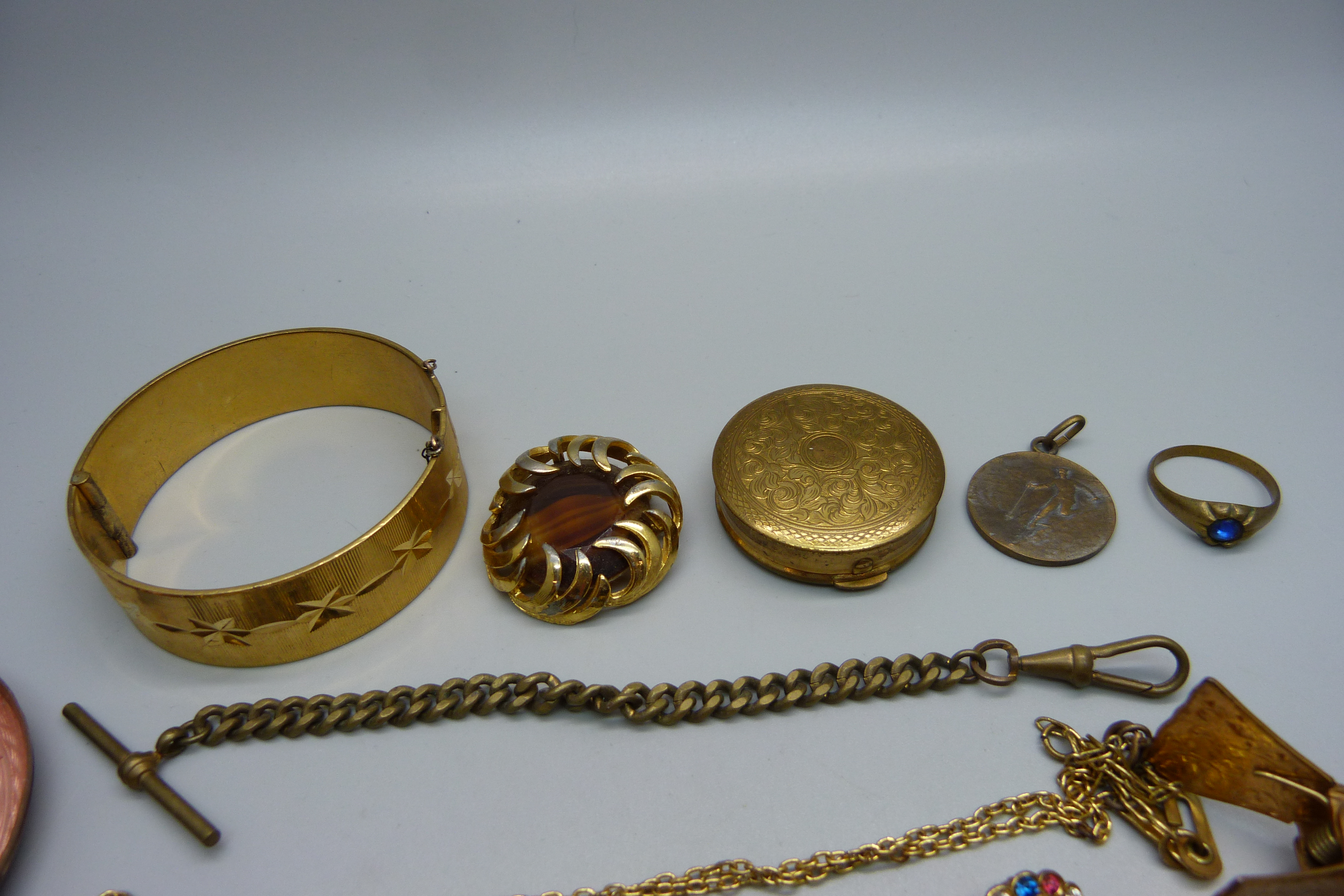 An 18ct rolled gold bracelet, a Guilloche enamel pin tray, vintage jewellery, etc. - Image 3 of 3