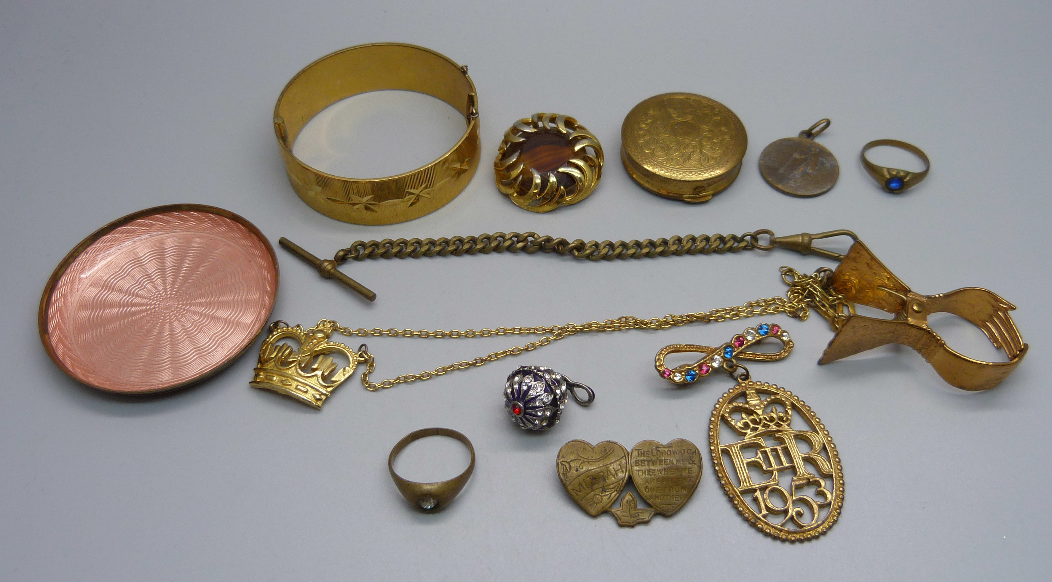 An 18ct rolled gold bracelet, a Guilloche enamel pin tray, vintage jewellery, etc.